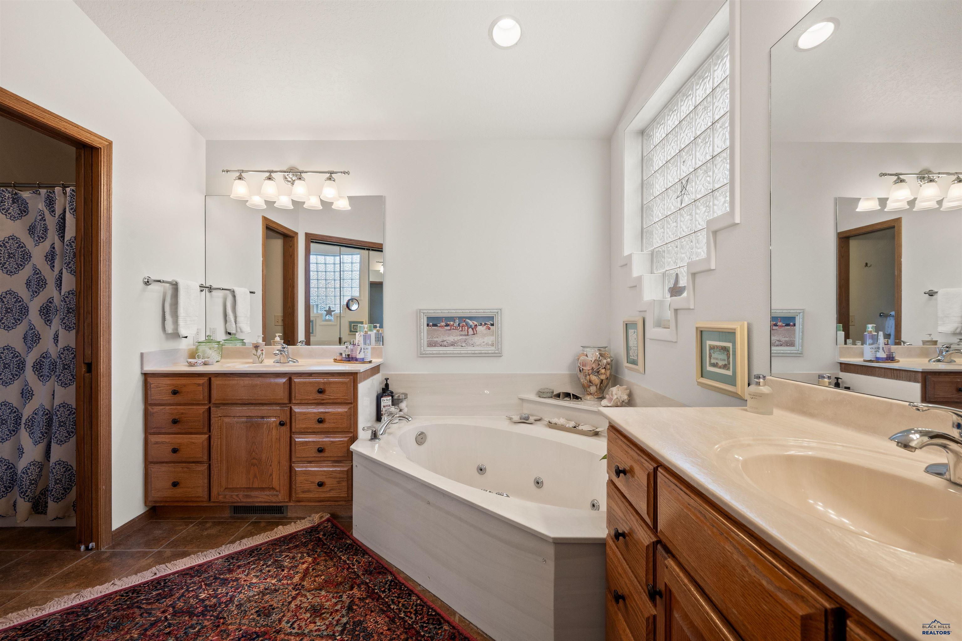 5422 SWEET CLOVER CIR