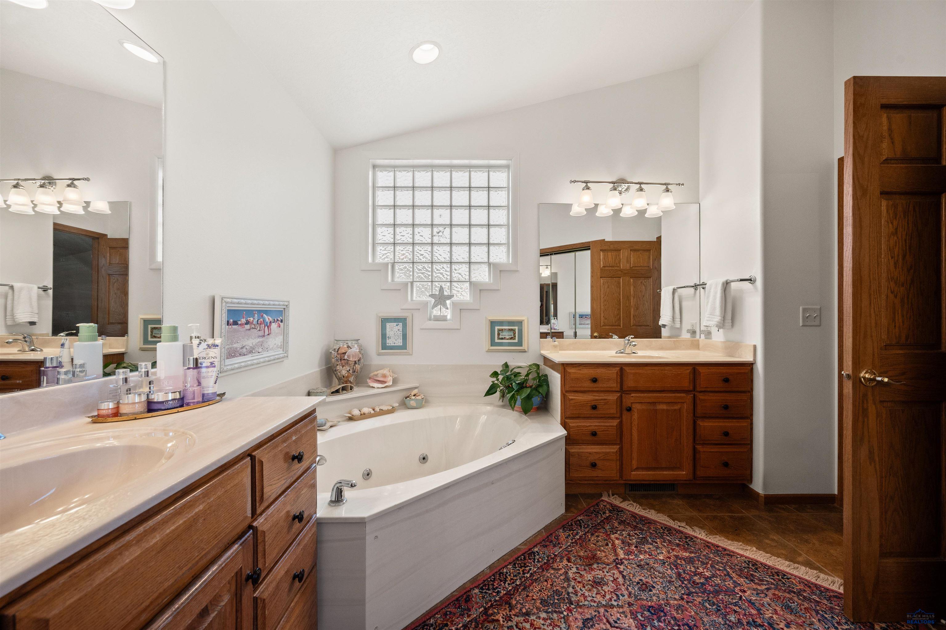5422 SWEET CLOVER CIR