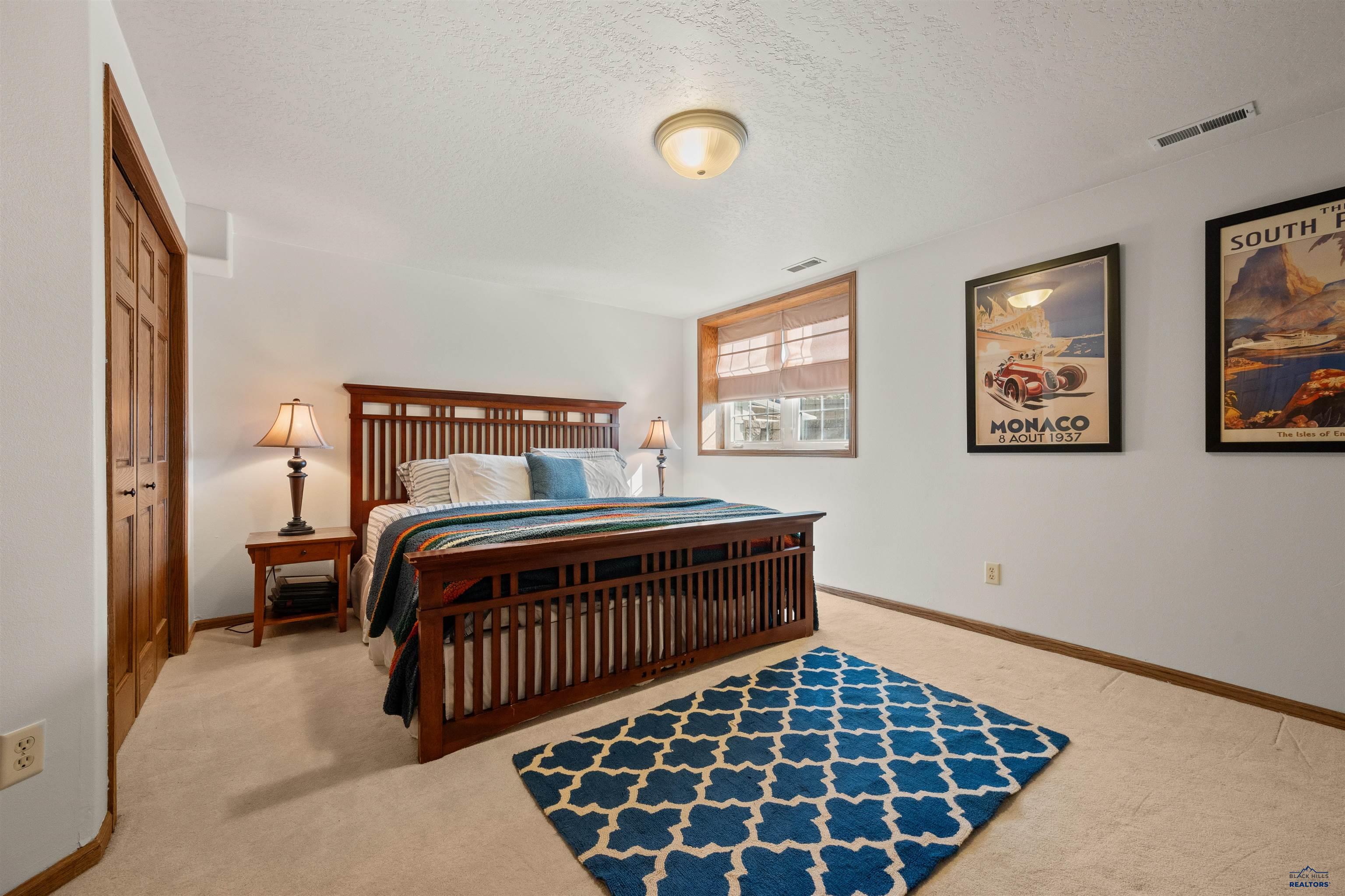 5422 SWEET CLOVER CIR