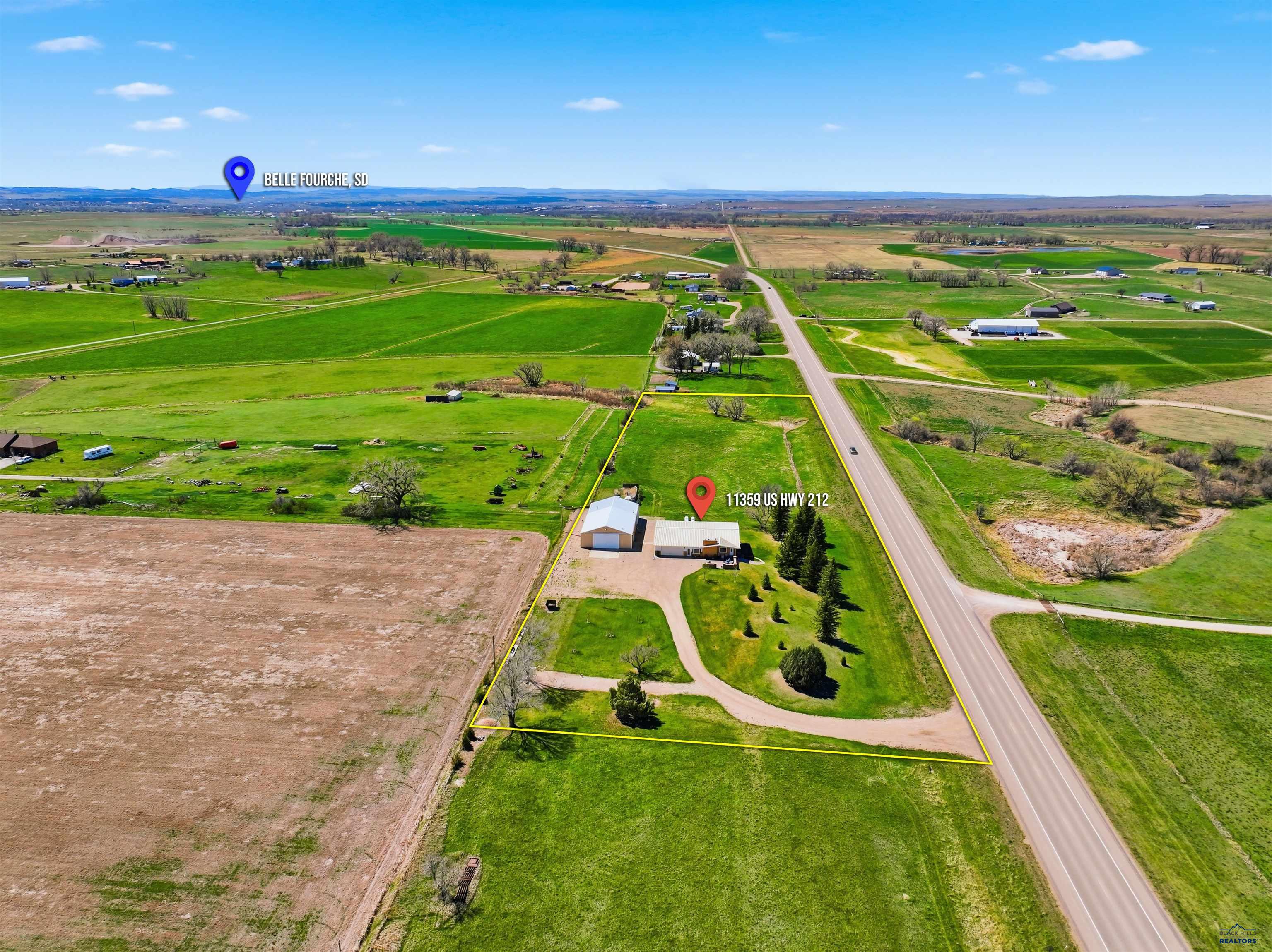 11359 HWY 212