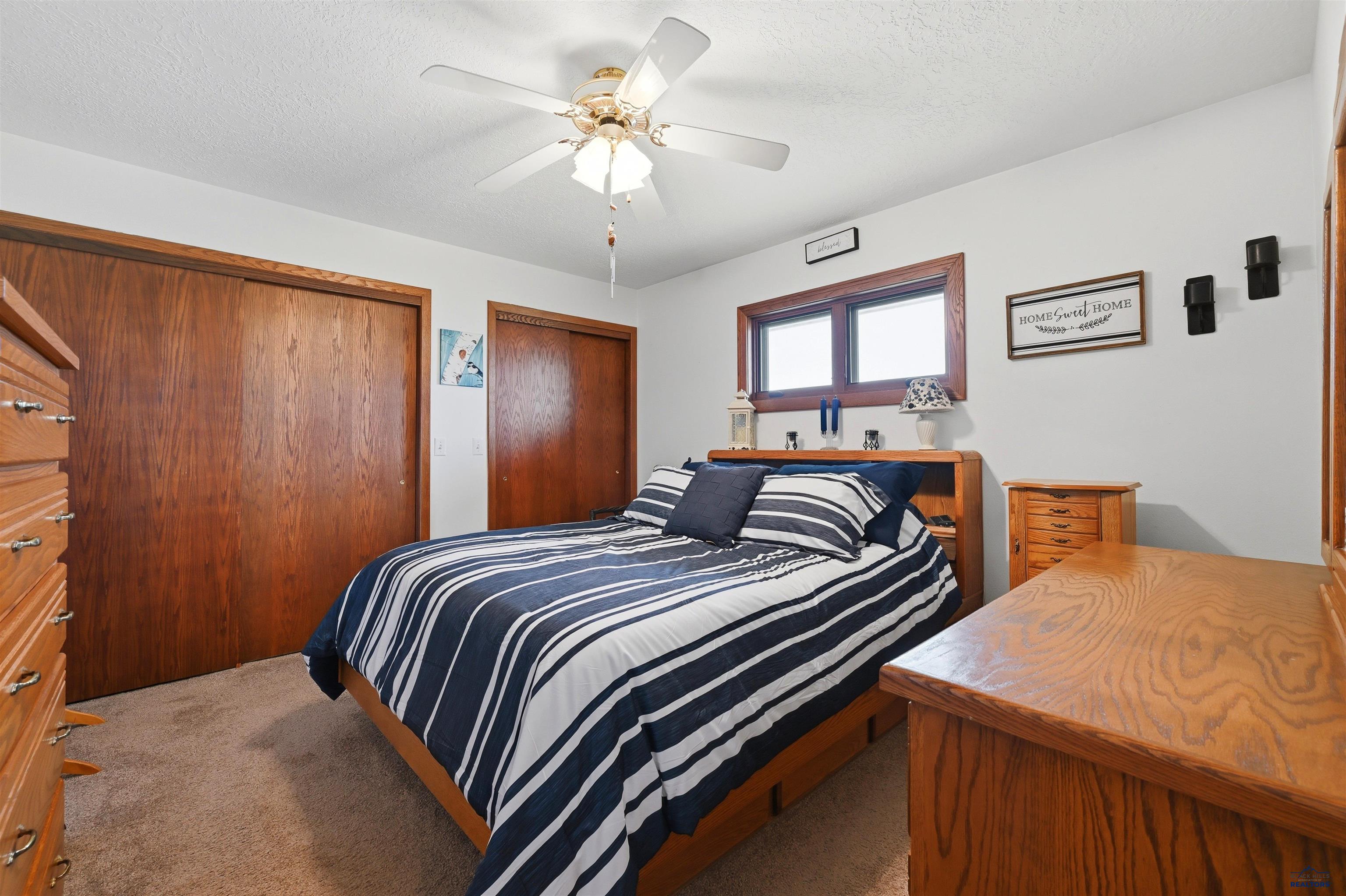 11359 HWY 212