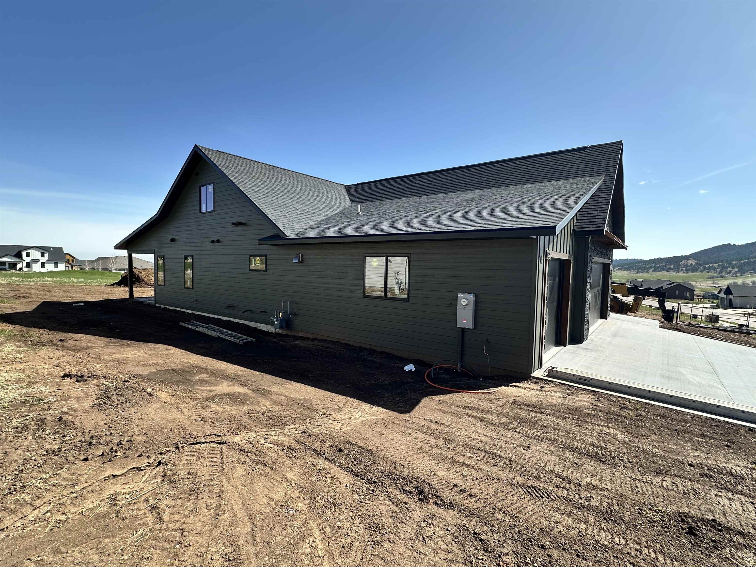 7730 Brooks Loop