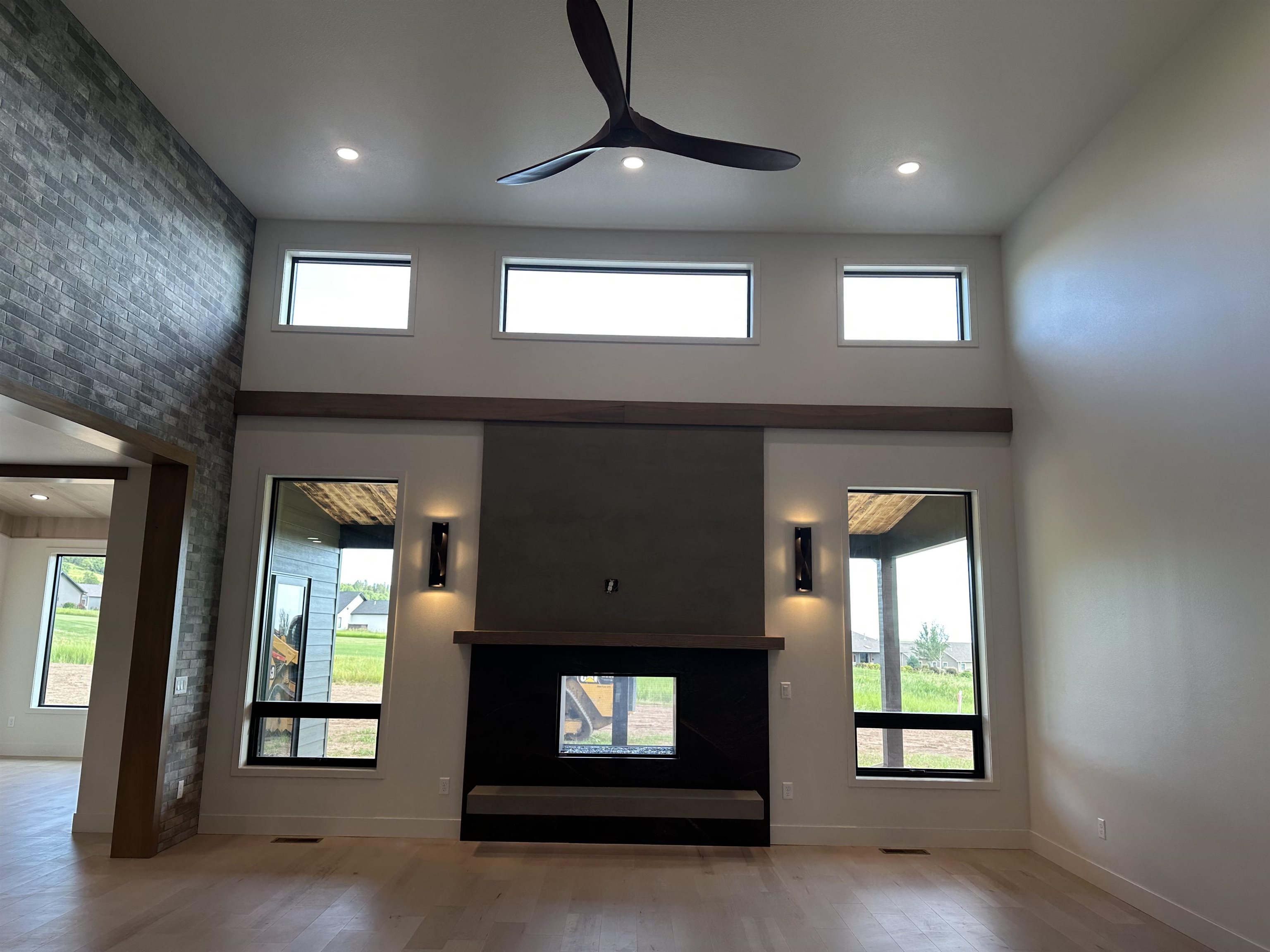 7730 Brooks Loop