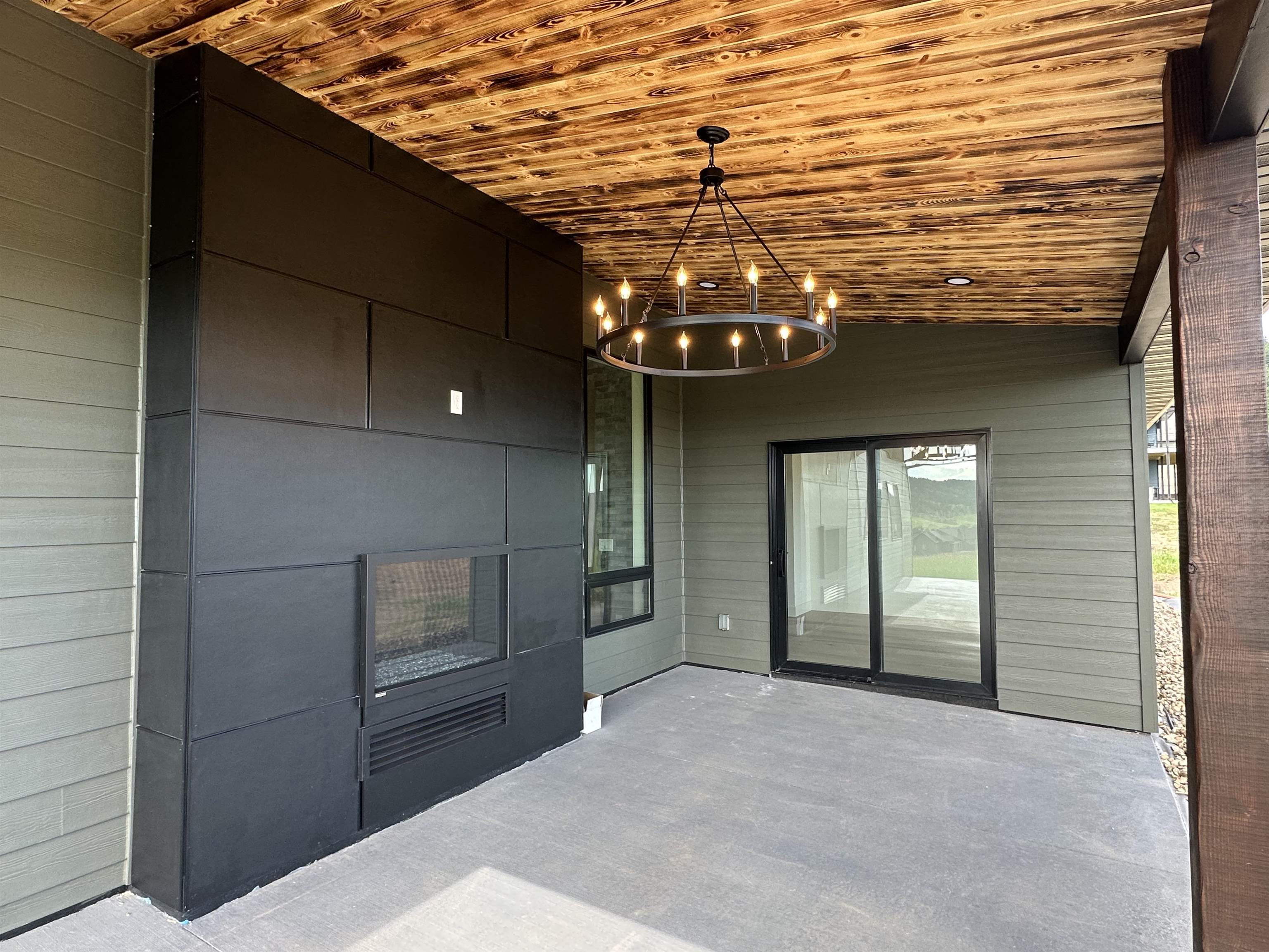 7730 Brooks Loop