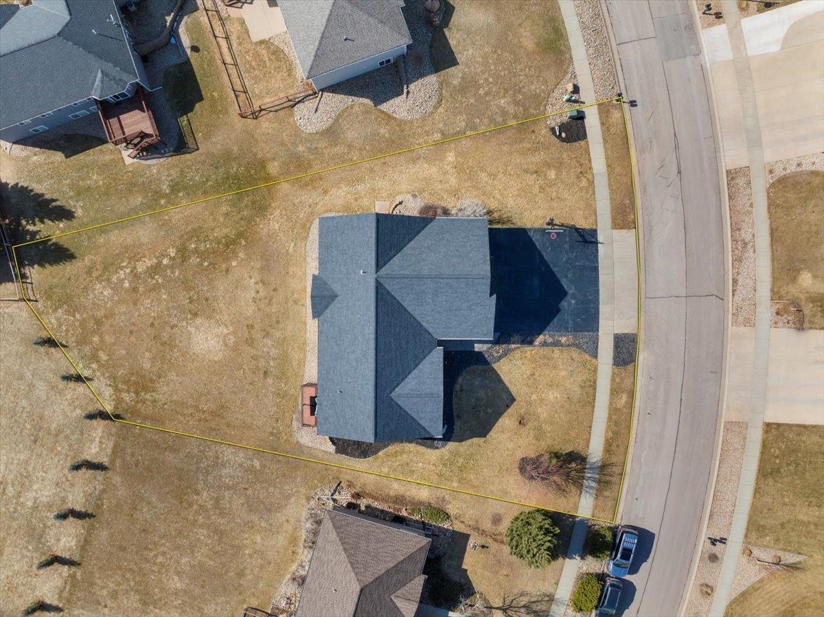 2312 Blue Bell Loop