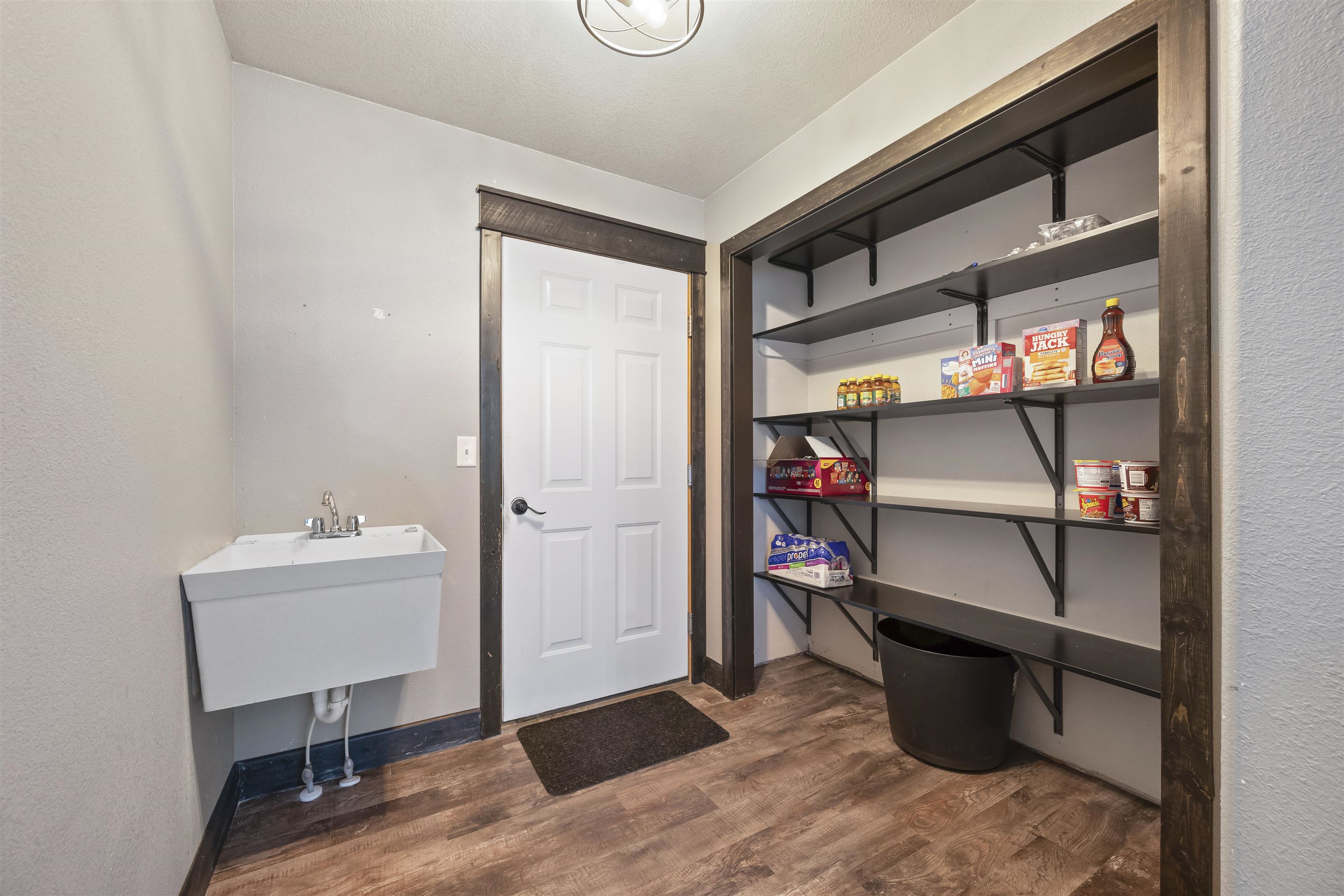 2312 Blue Bell Loop
