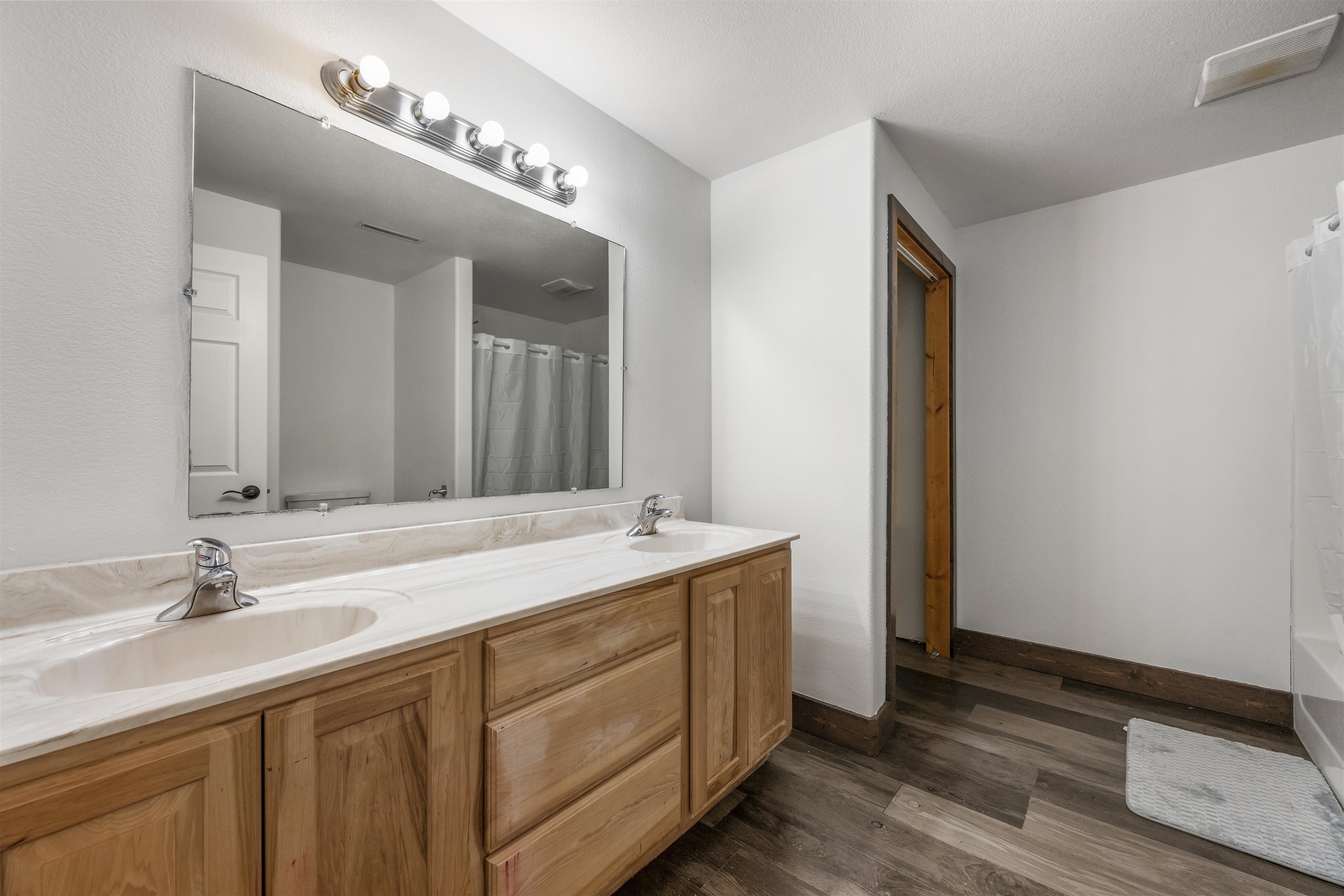 2312 Blue Bell Loop