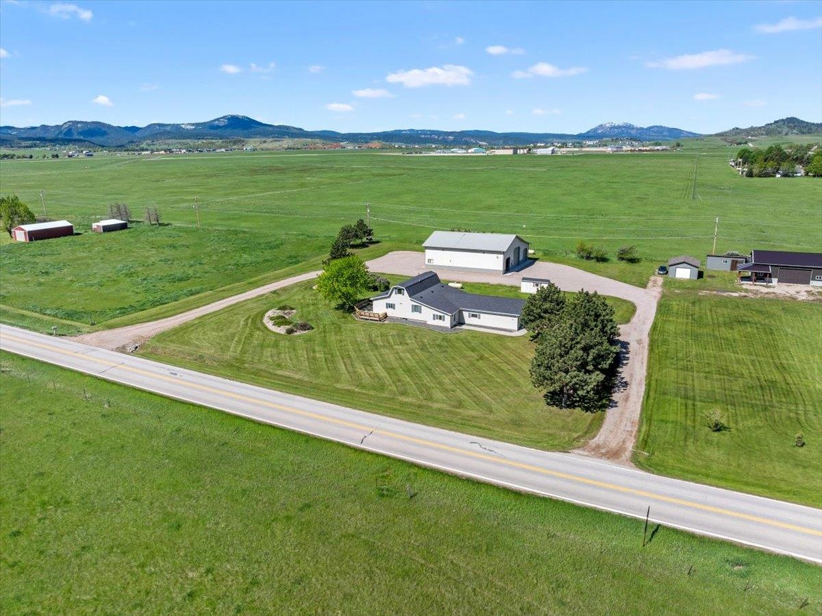821 N Rainbow Road