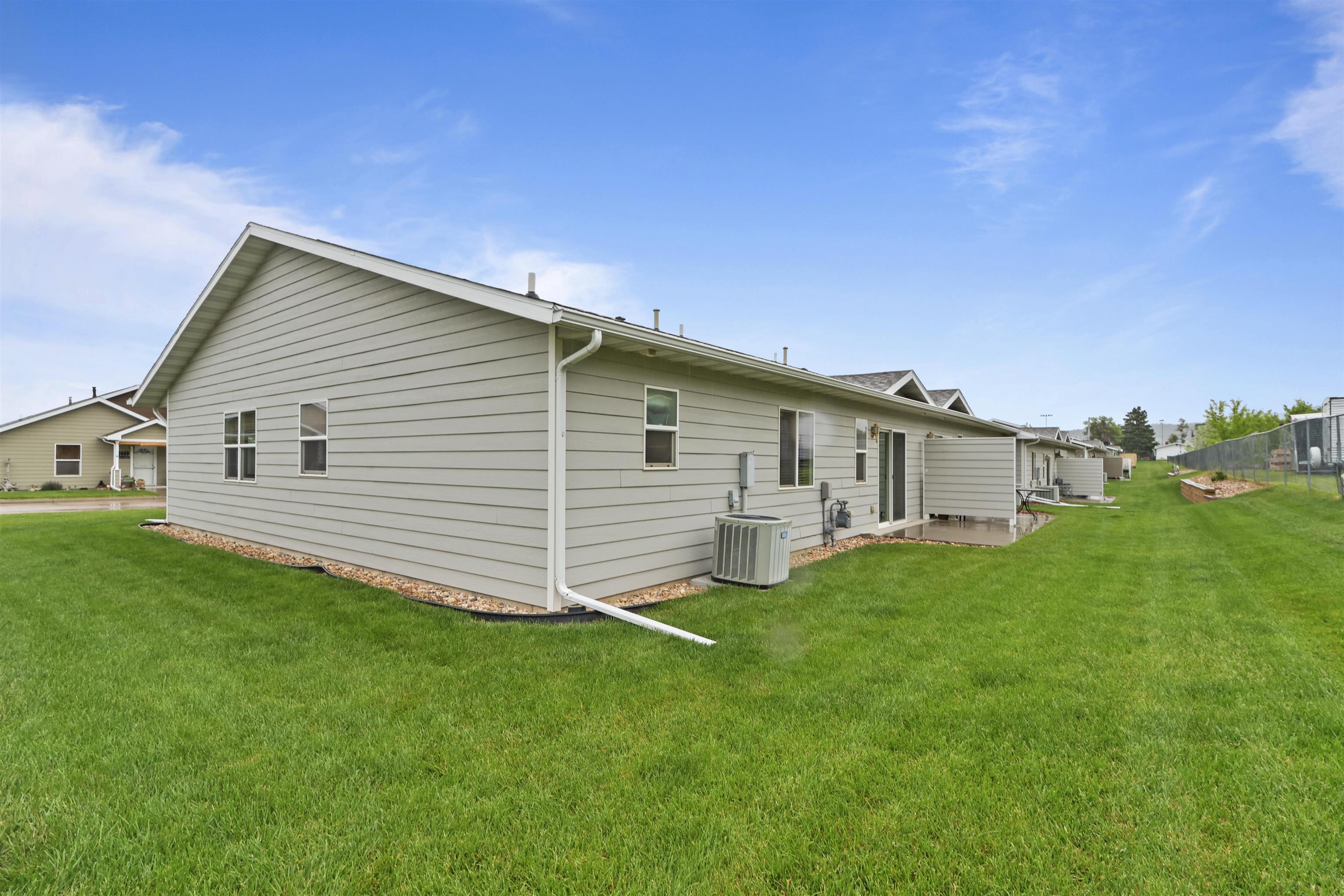 1225 Silverbrook Lane