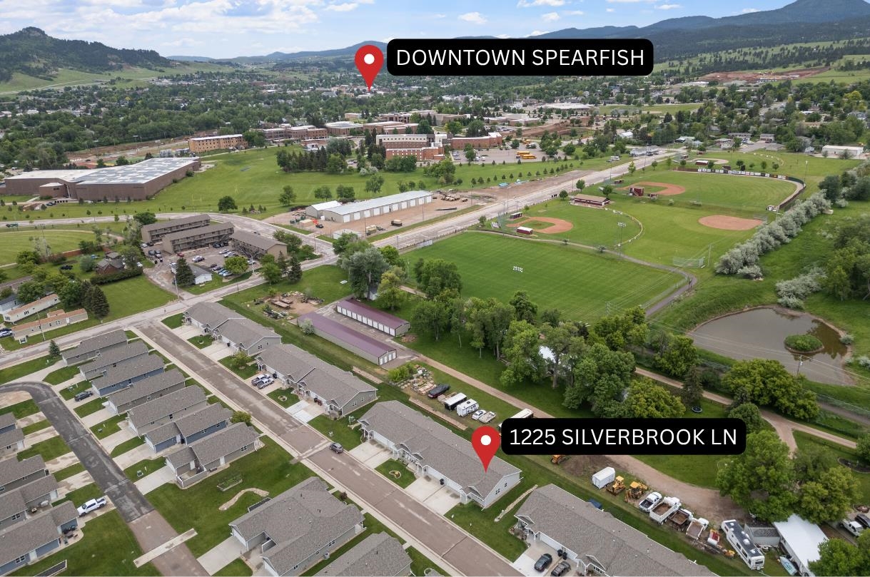 1225 Silverbrook Lane