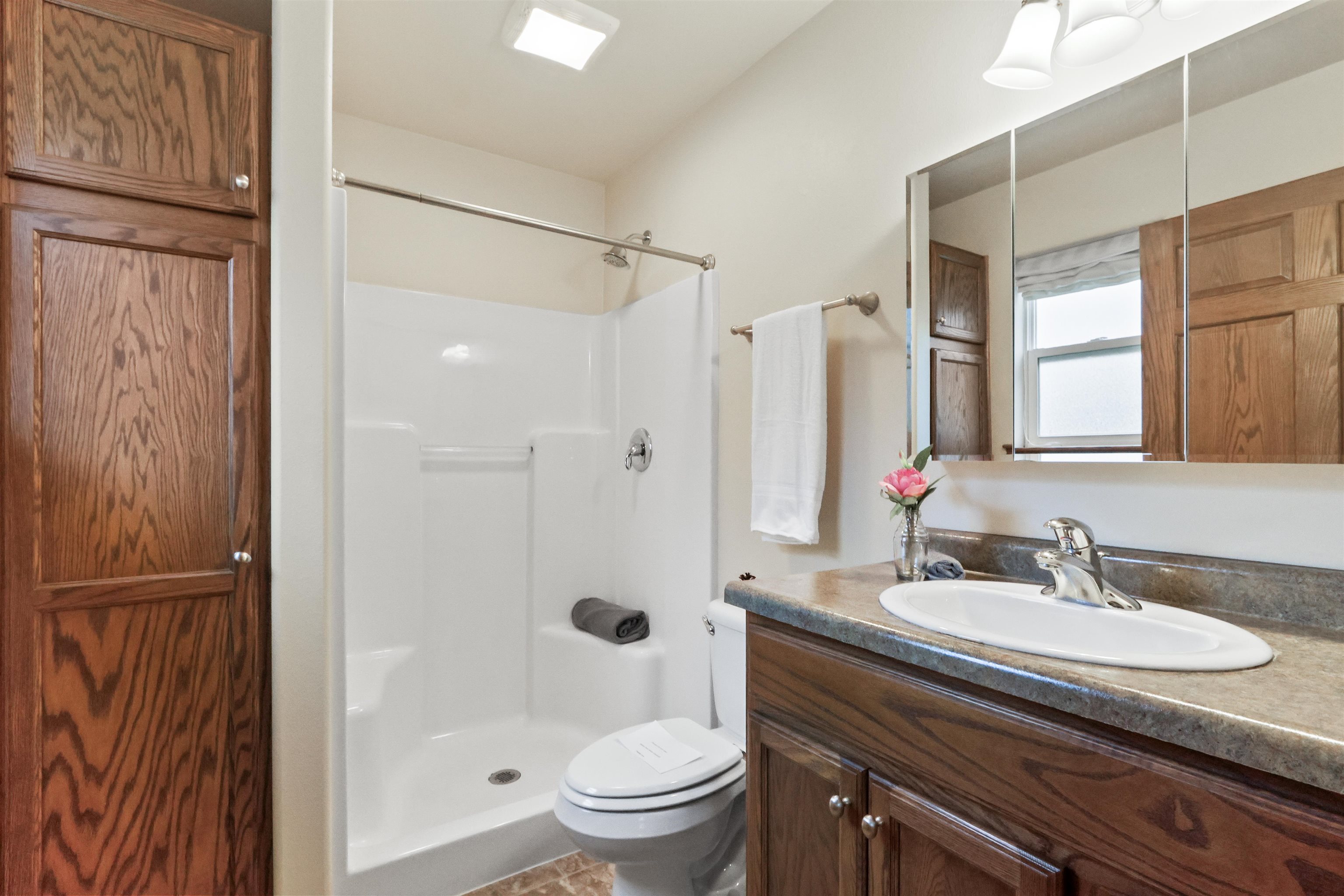 1225 Silverbrook Lane