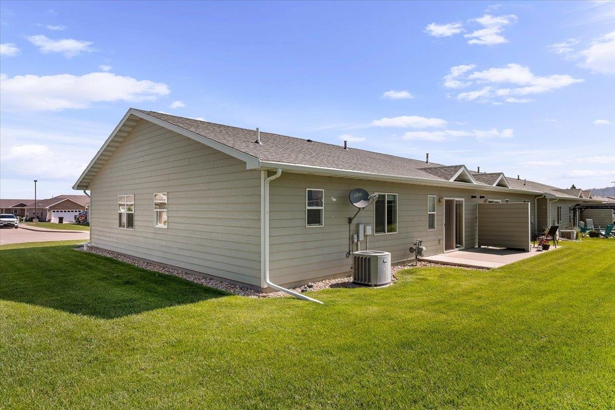 1233 Silverbrook Lane