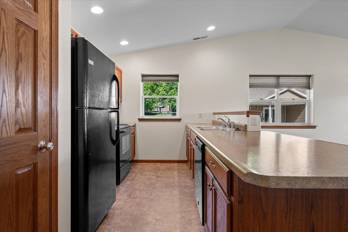 1233 Silverbrook Lane