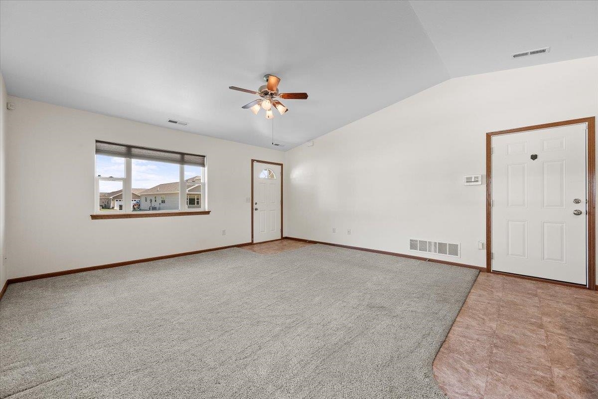 1233 Silverbrook Lane
