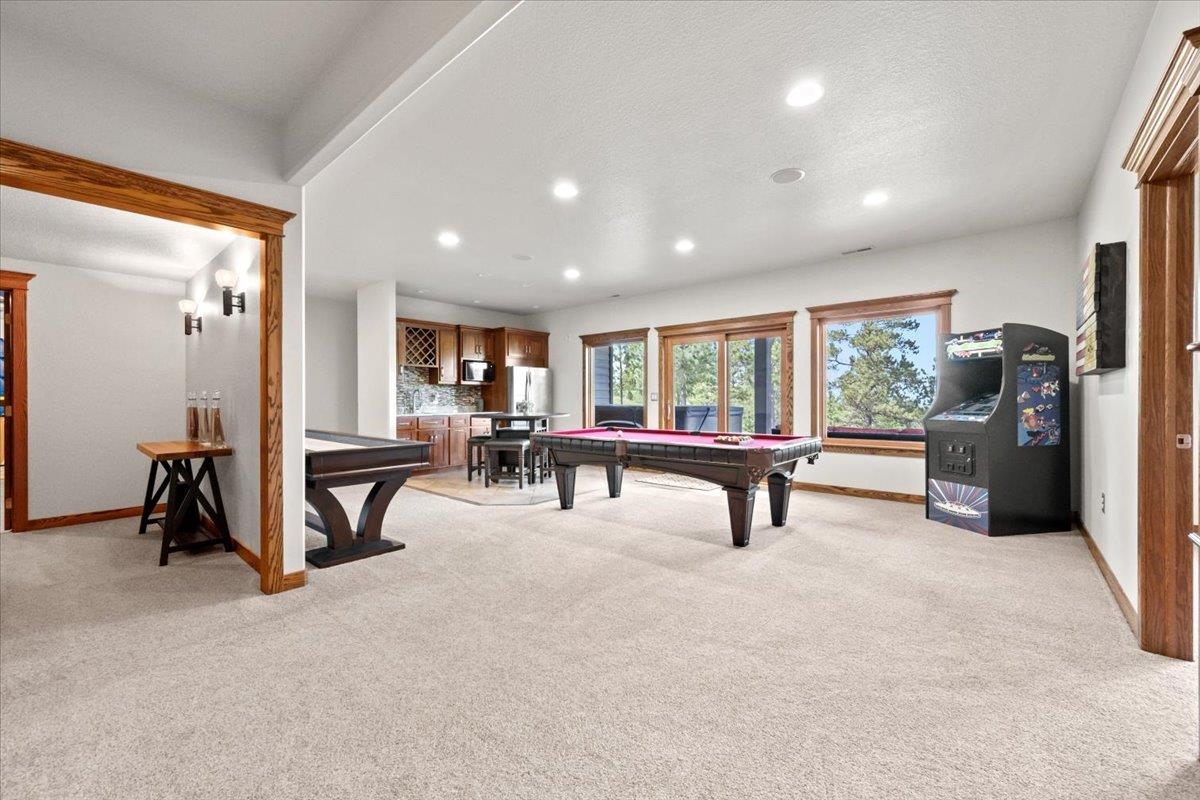 2430 Woodland Loop