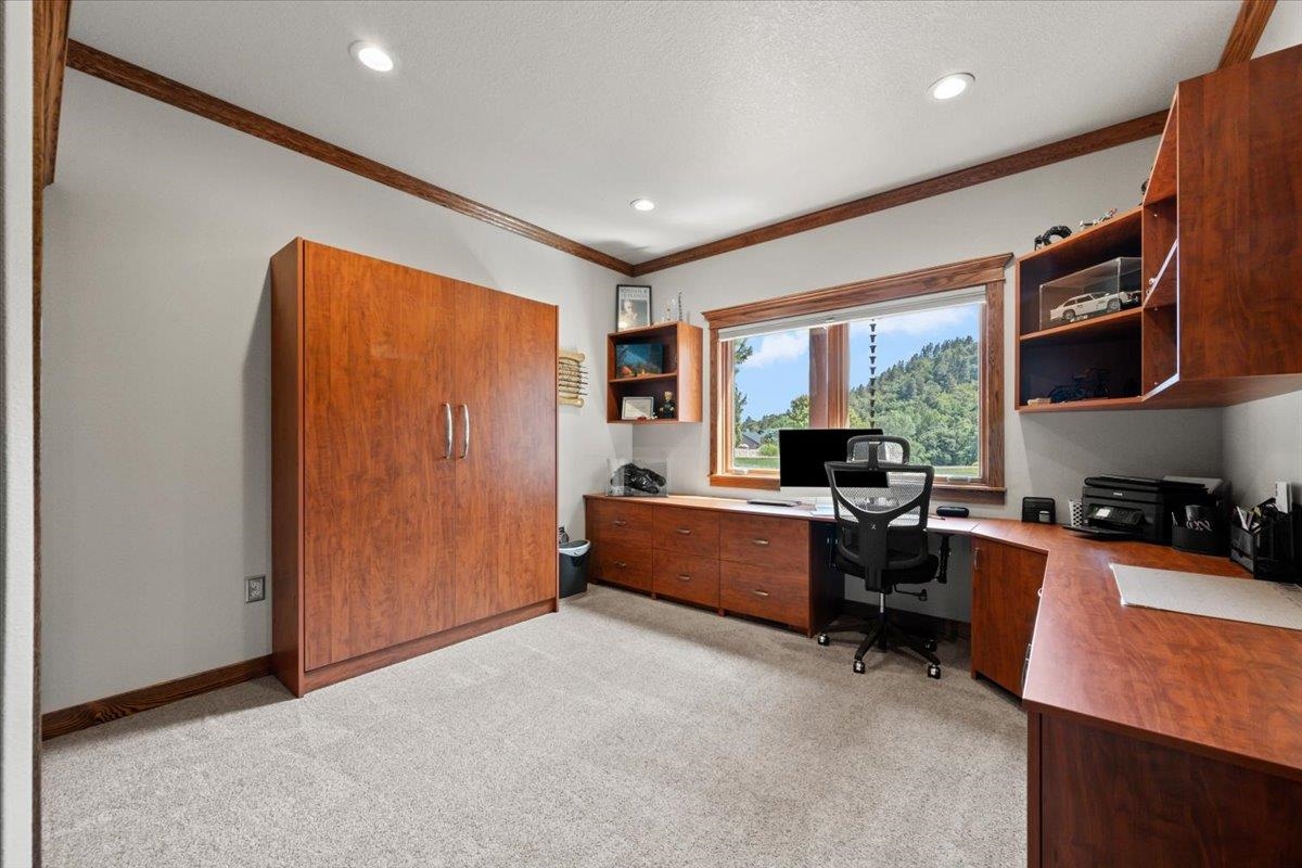 2430 Woodland Loop