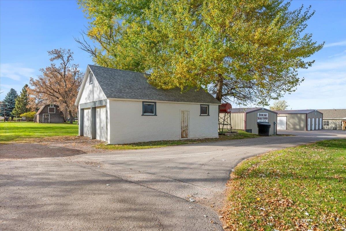 102 Mortensen Lane