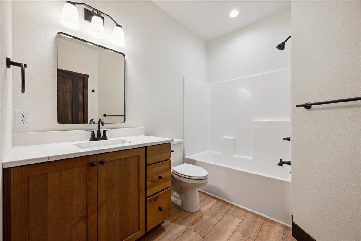 2431 Malibu Loop