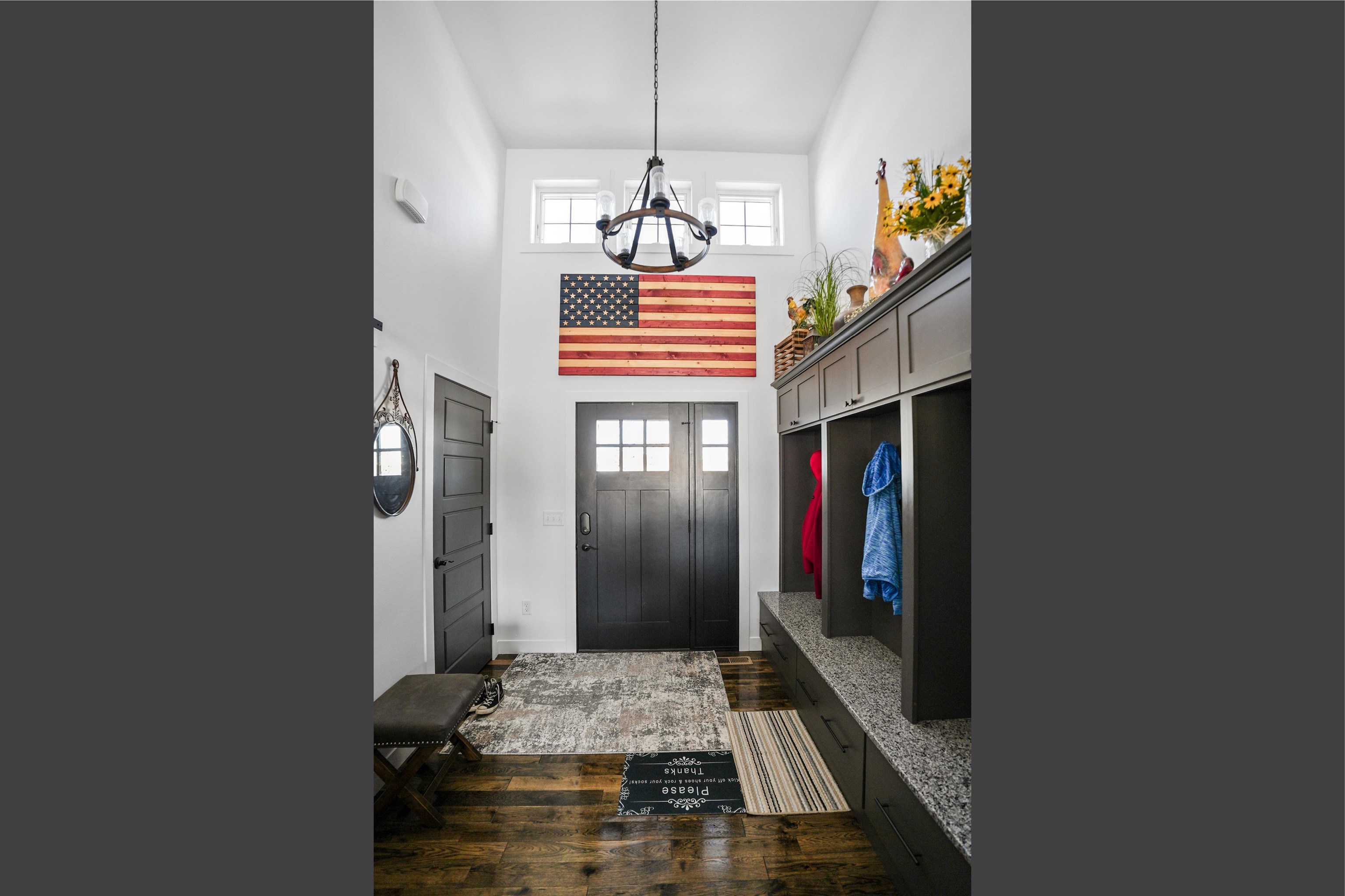 8037 Brooks Loop