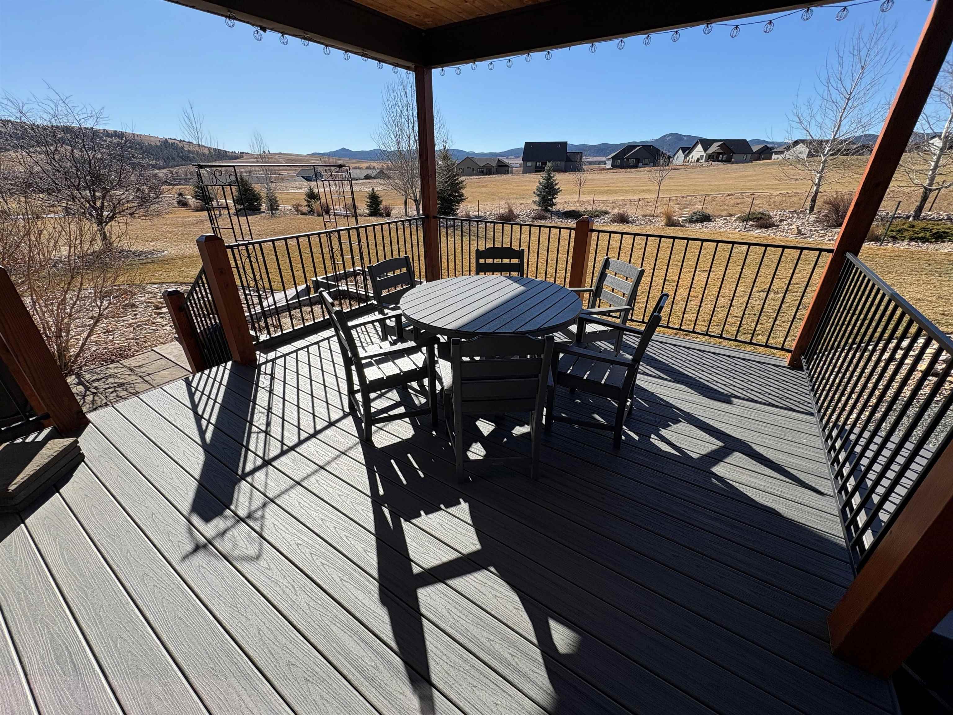 8037 Brooks Loop