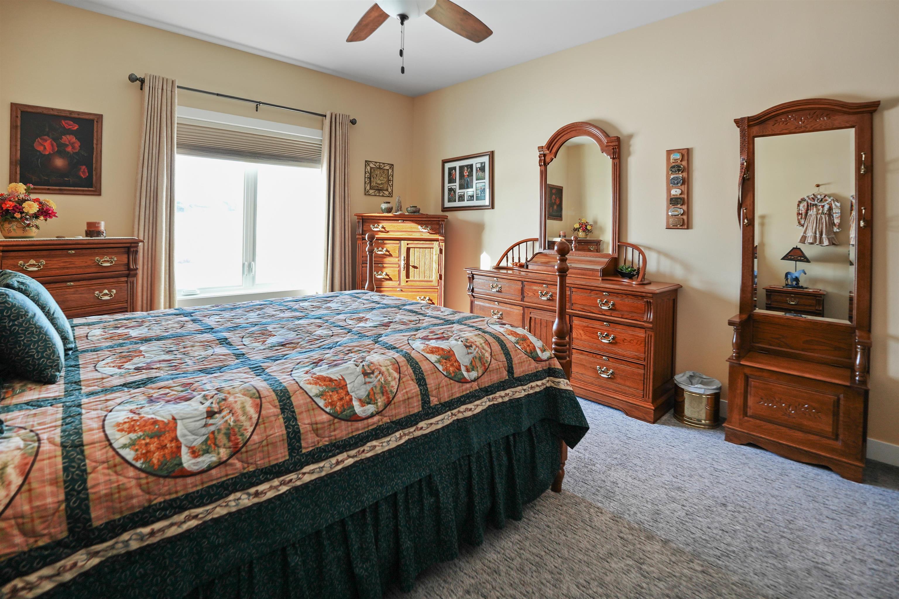 8037 Brooks Loop