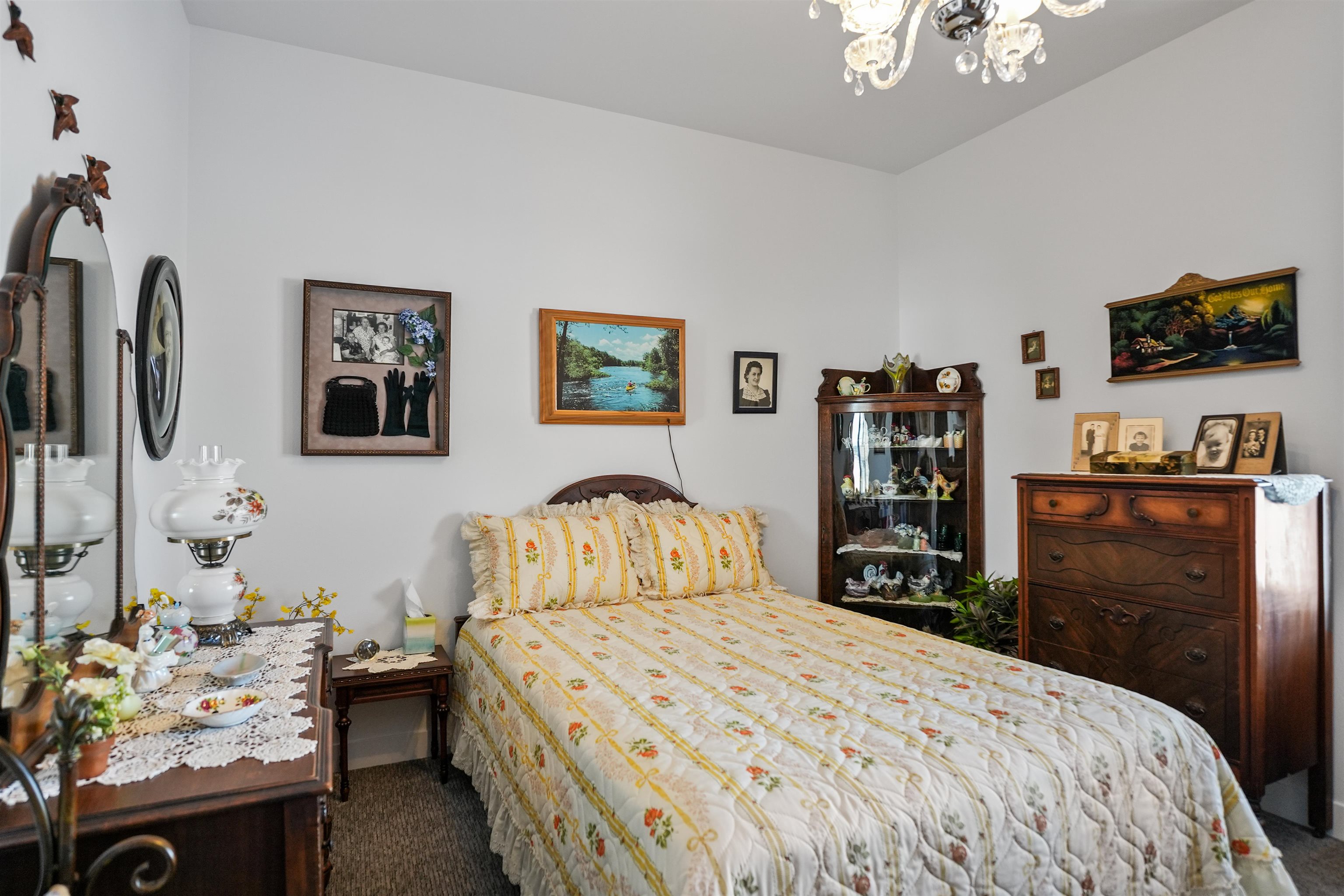 8037 Brooks Loop