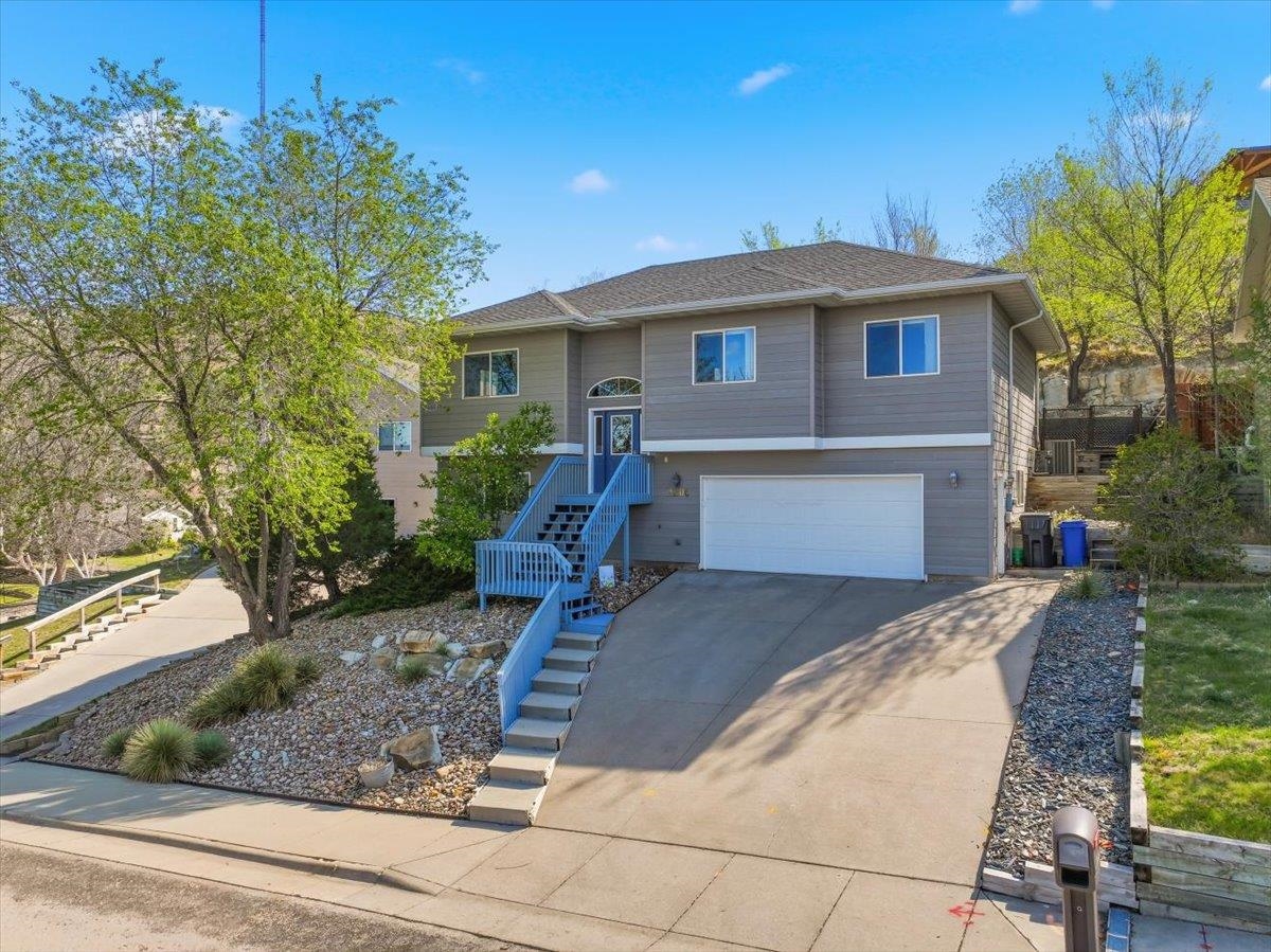 2206 Buena Vista Drive