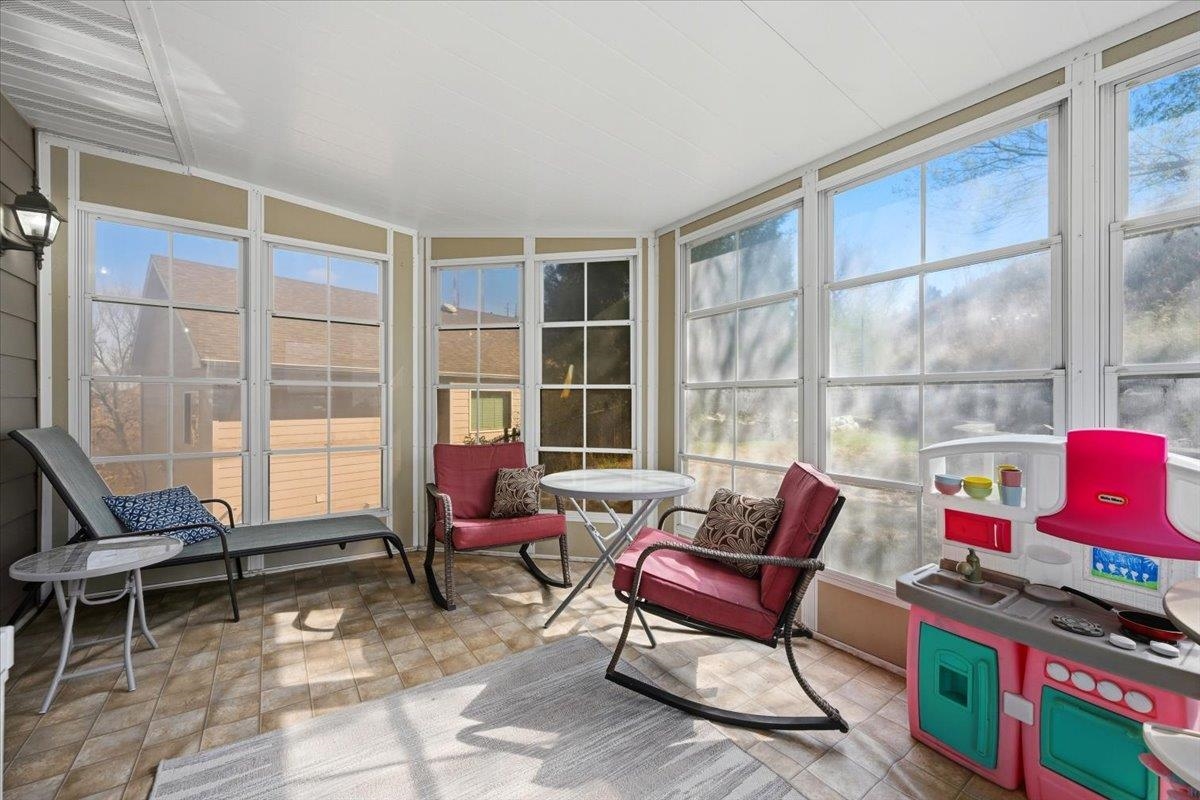 2206 Buena Vista Drive