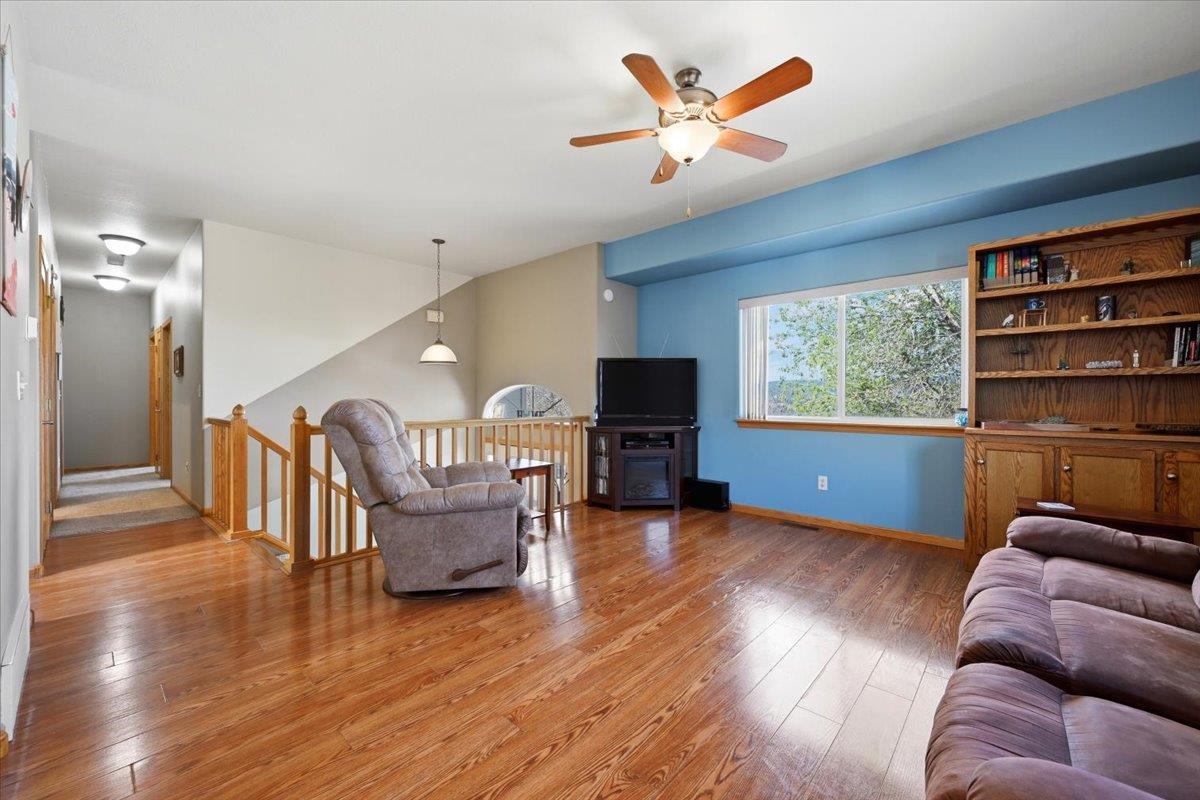 2206 Buena Vista Drive