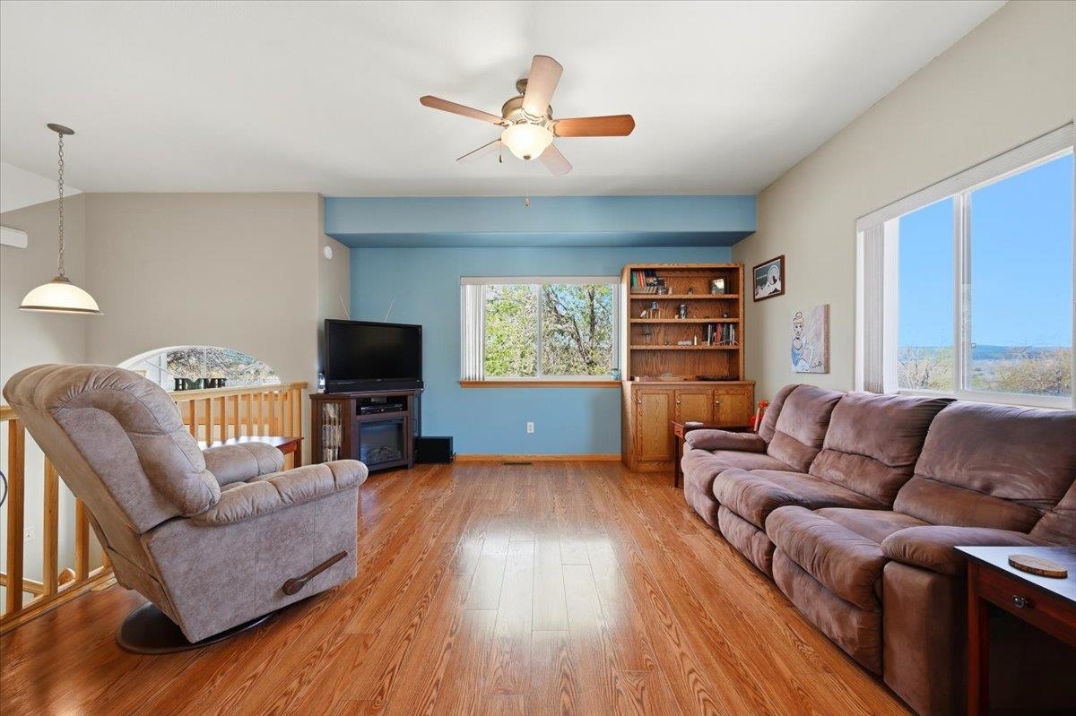 2206 Buena Vista Drive