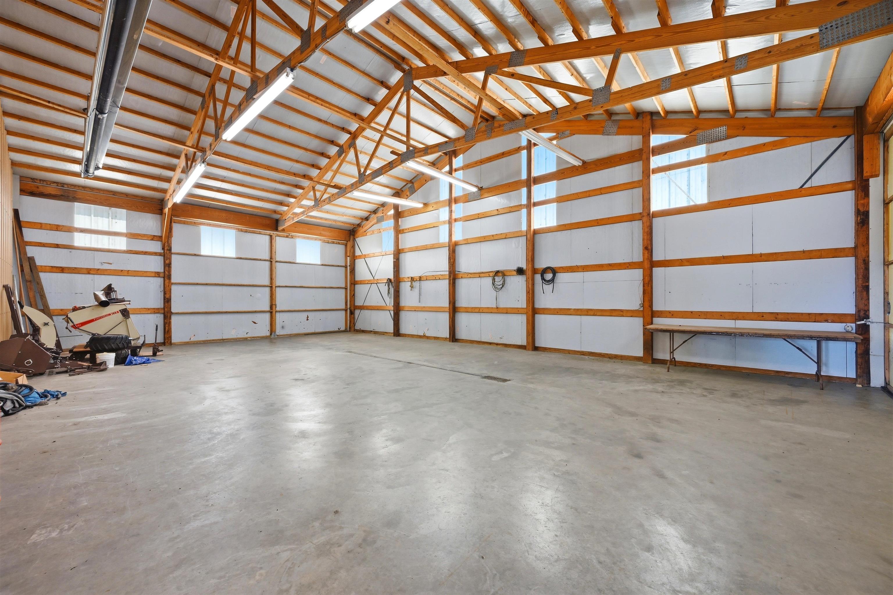 11359 US Hwy 212