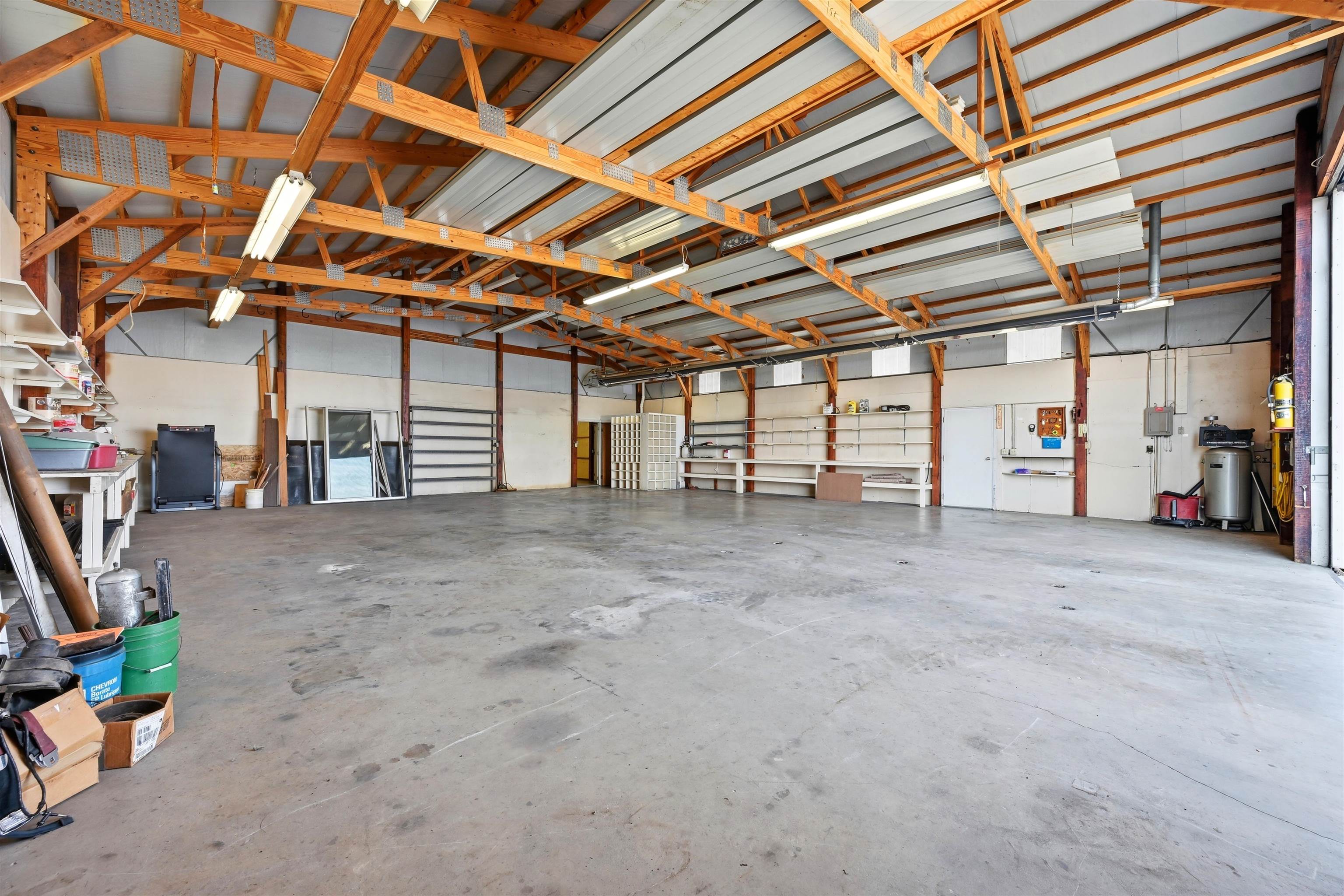 11359 US Hwy 212