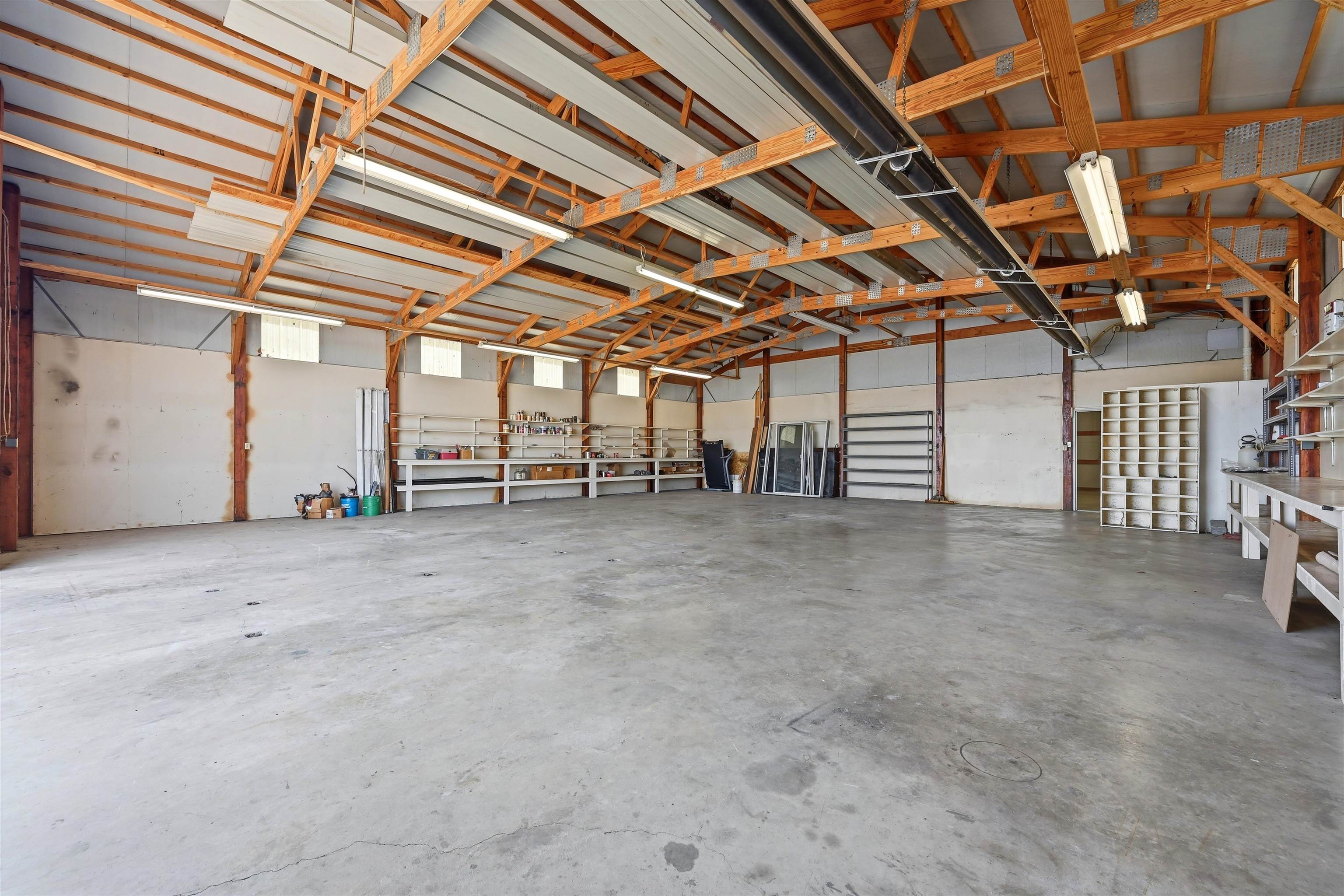 11359 US Hwy 212
