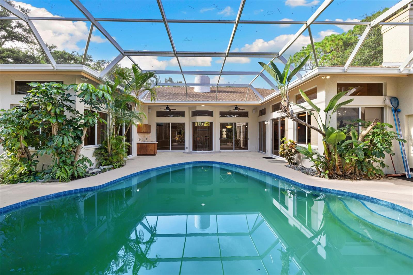 1343 RANCHERO DR