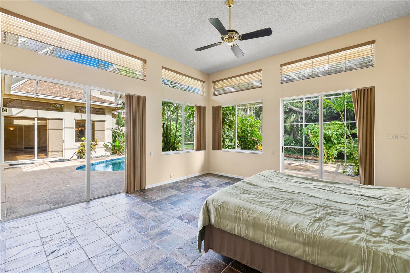 1343 RANCHERO DR