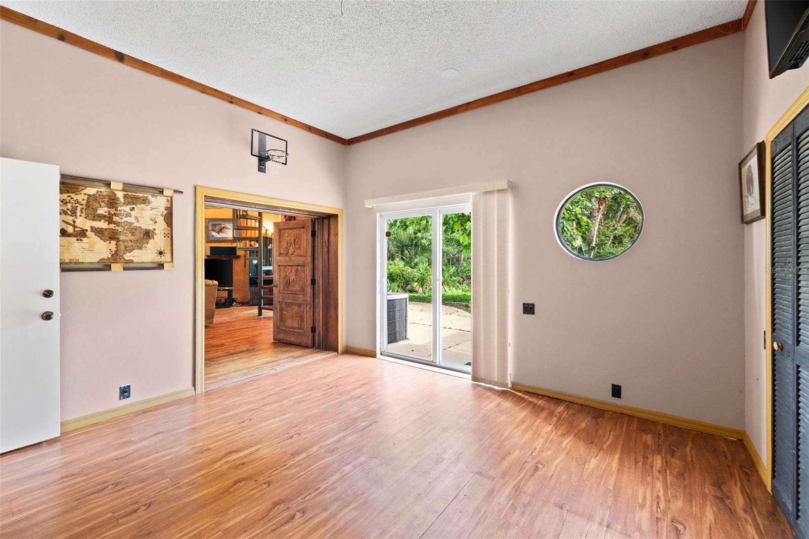 1343 RANCHERO DR