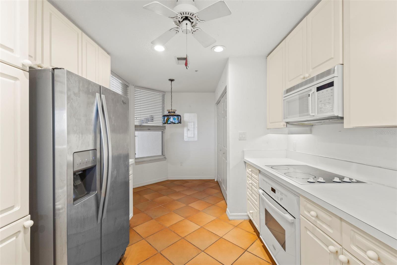 5420 EAGLES POINT CIR #103