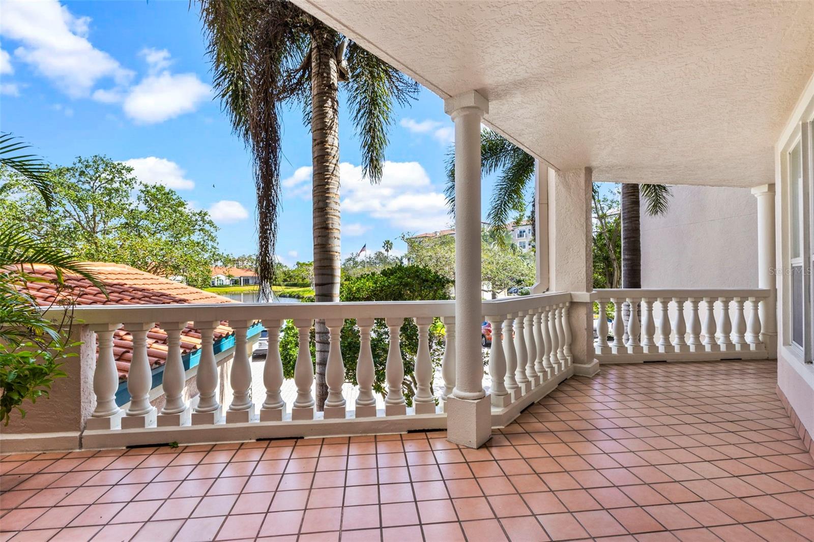 5420 EAGLES POINT CIR #103