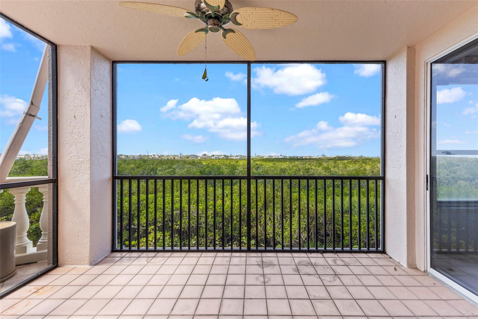 5420 EAGLES POINT CIR #103