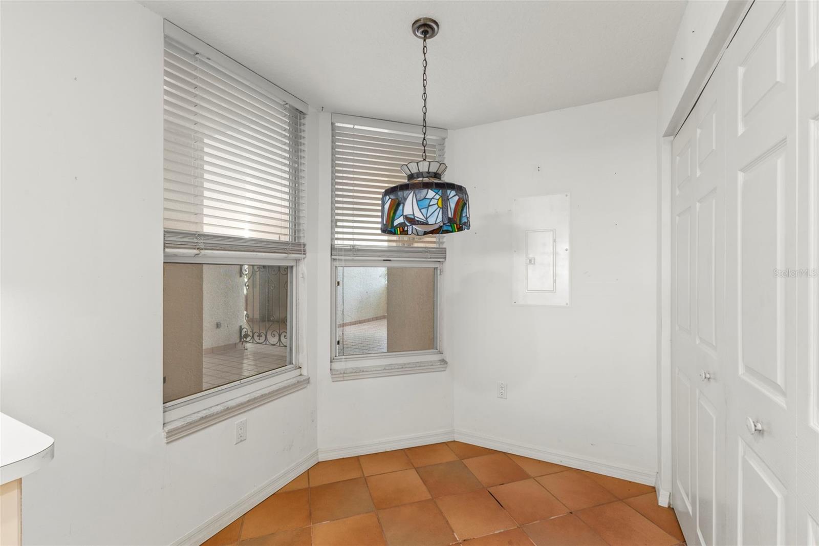 5420 EAGLES POINT CIR #103