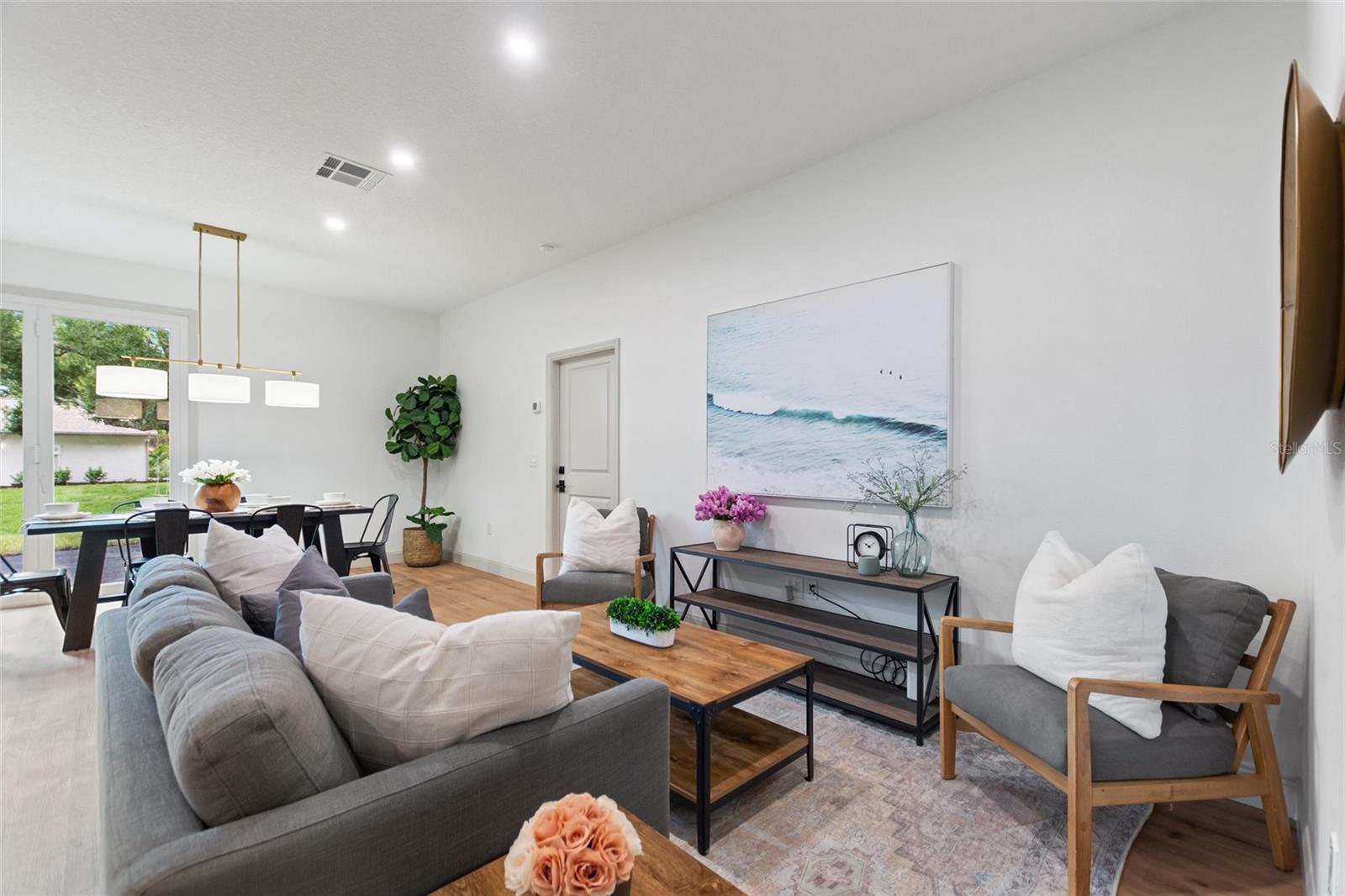 1429 RANCHERO DR