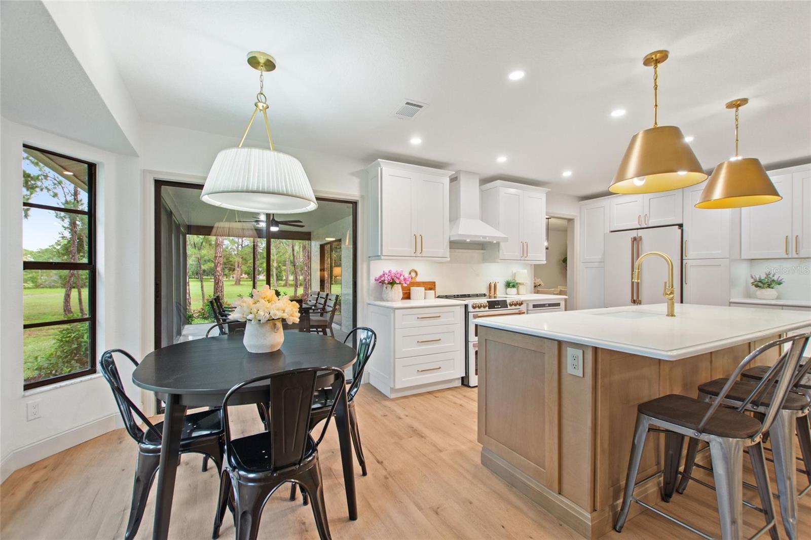 1429 RANCHERO DR