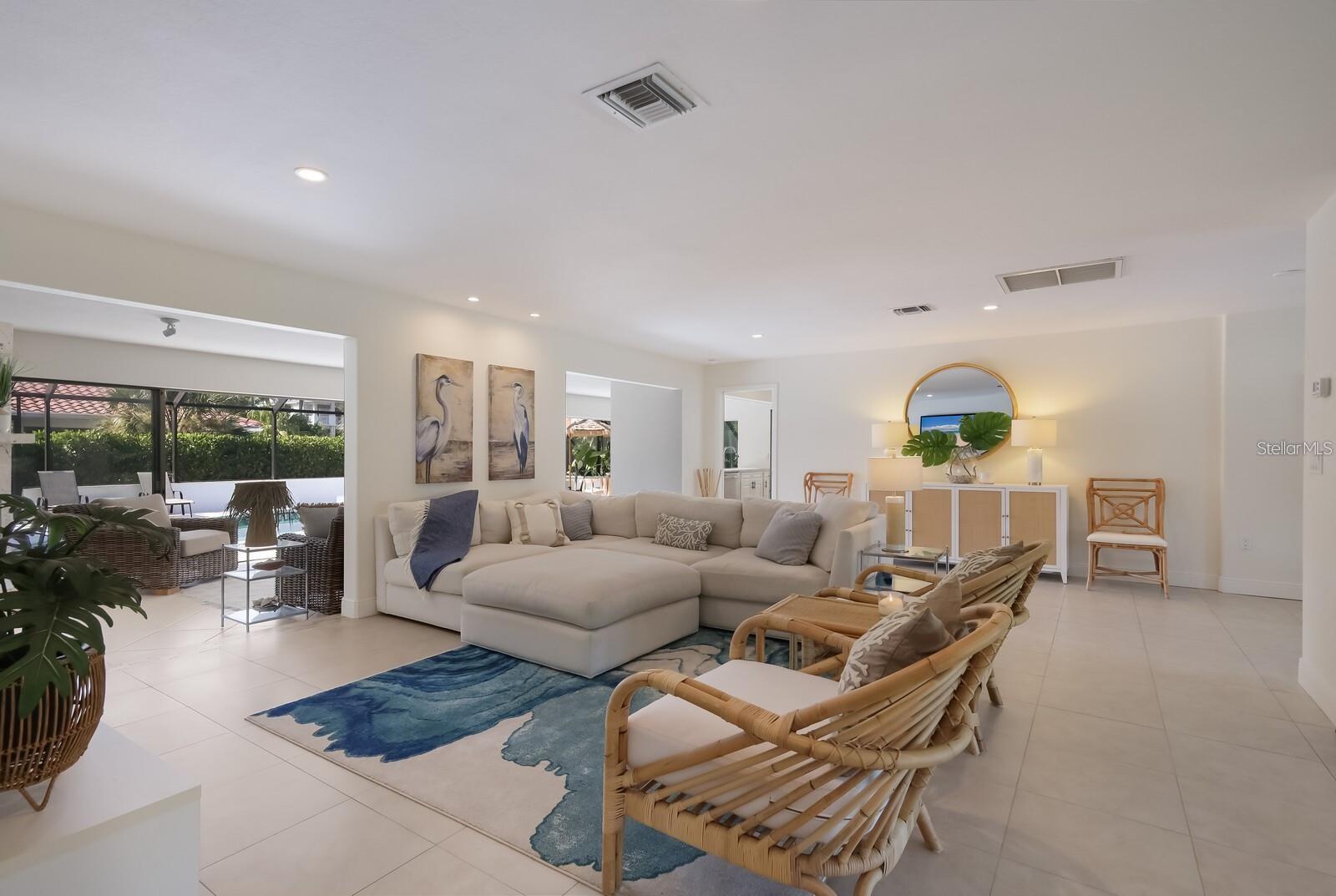 567 BIRD KEY DR