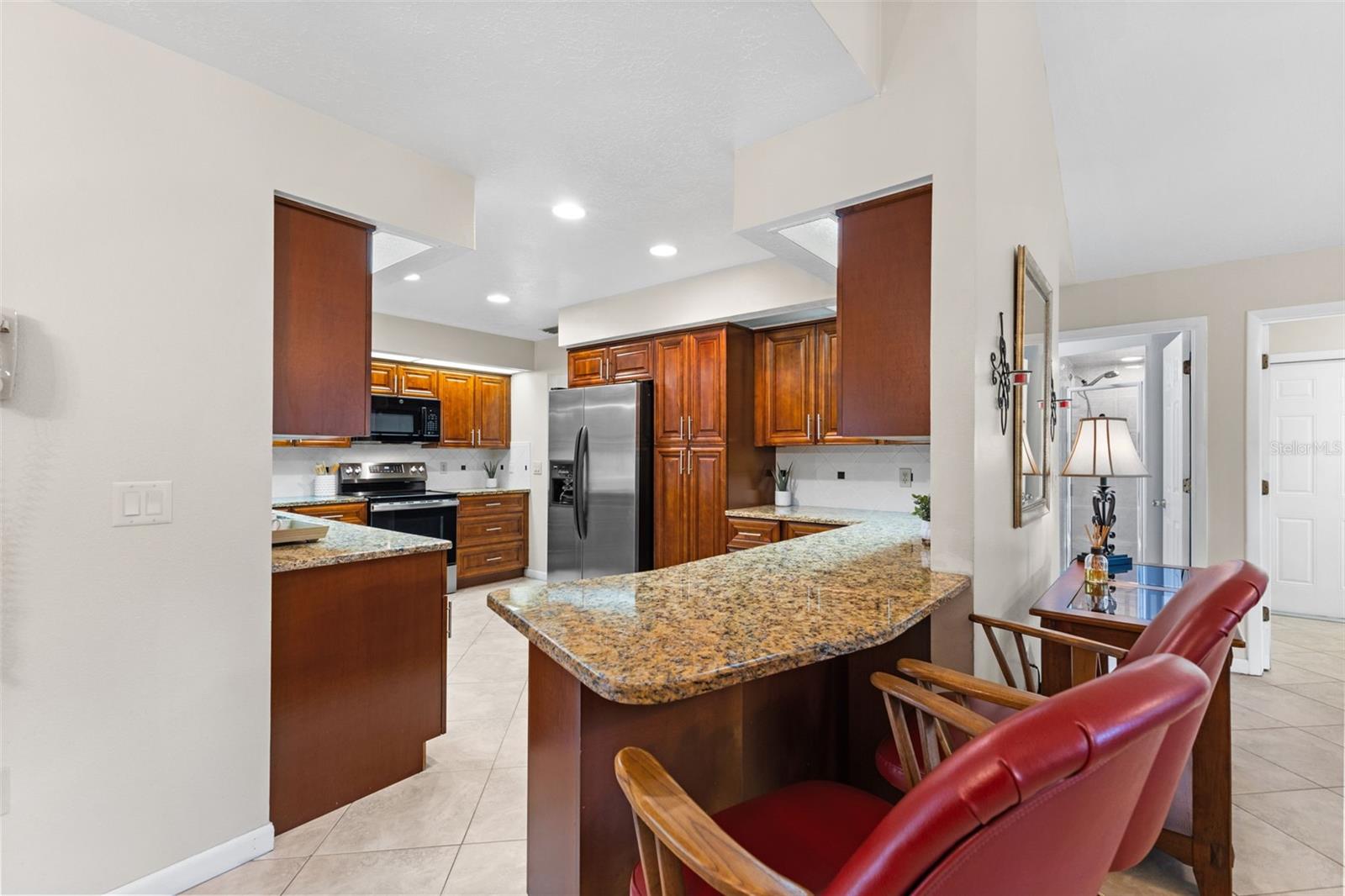 7267 CASTLE DR