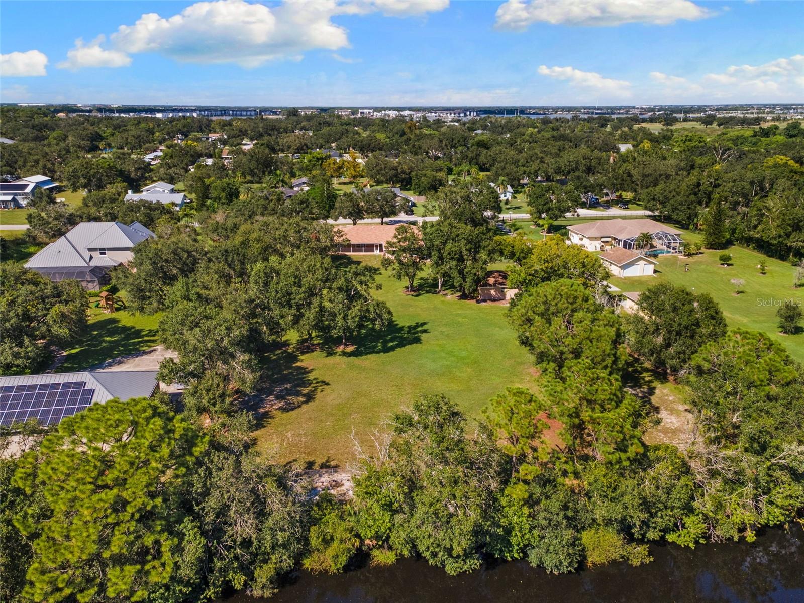7267 CASTLE DR