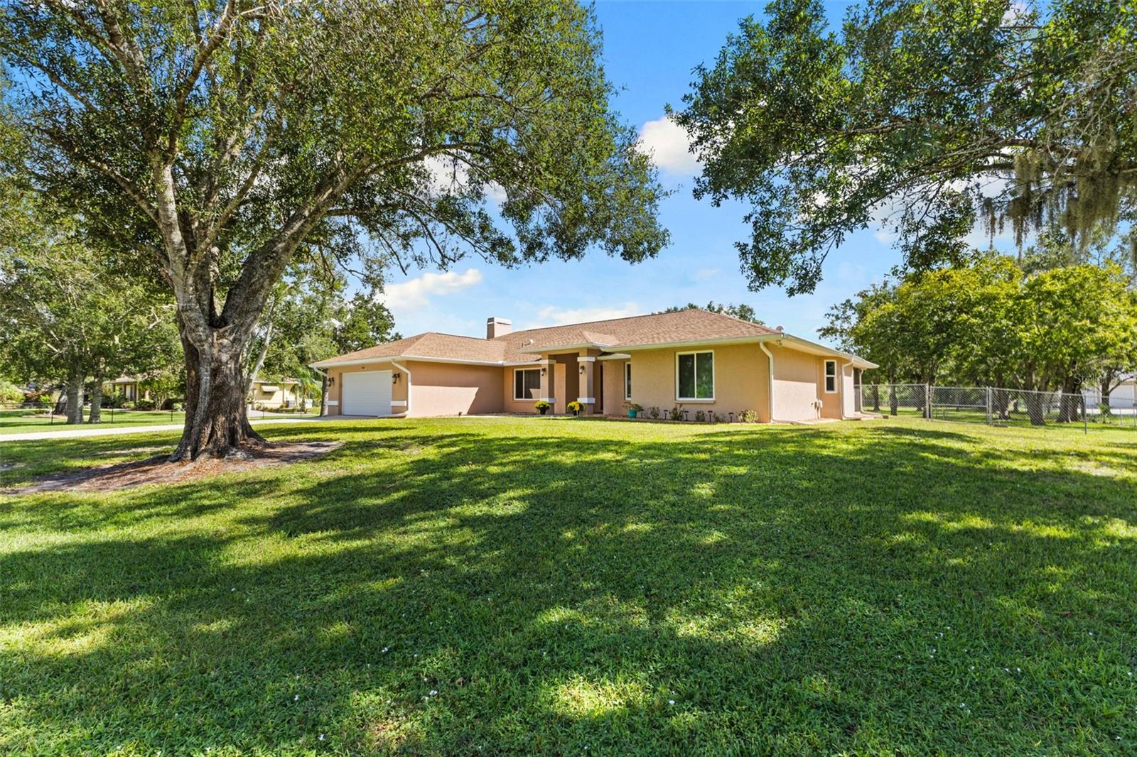 7267 CASTLE DR