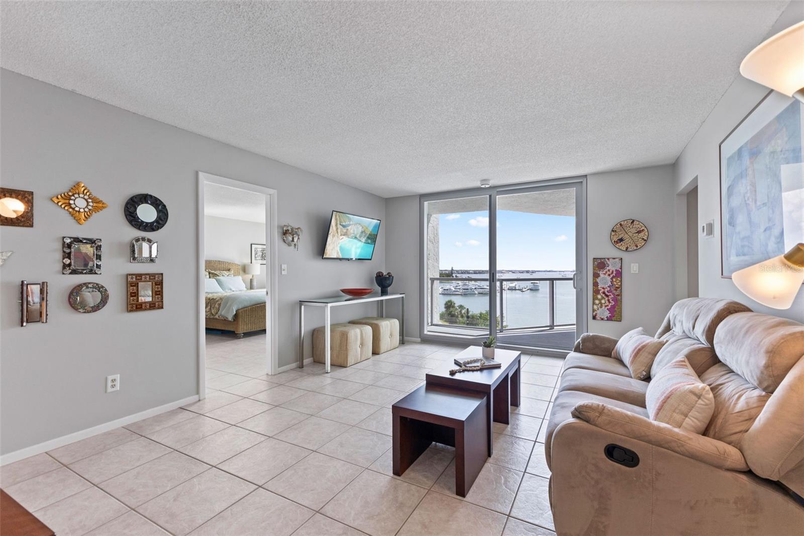 1111 N GULFSTREAM AVE #6B