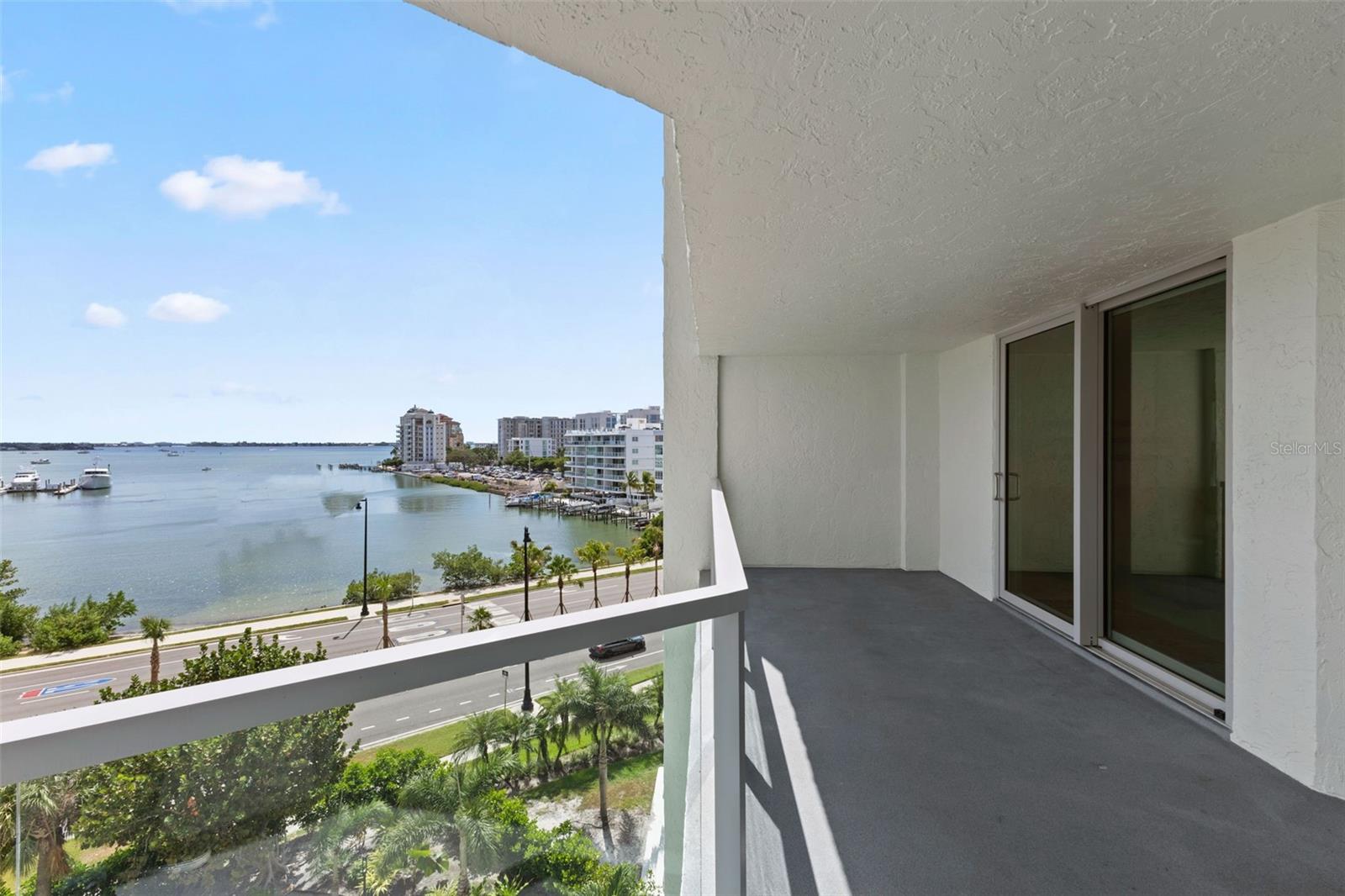 1111 N GULFSTREAM AVE #6B