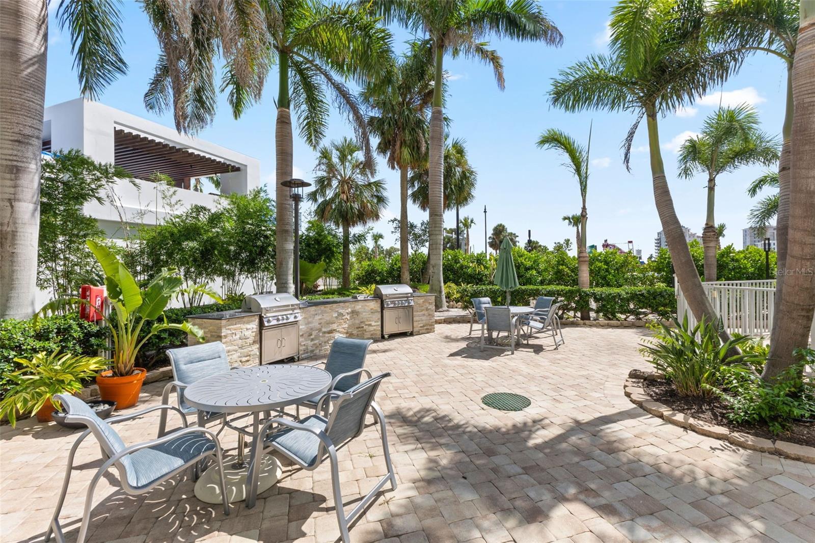 1111 N GULFSTREAM AVE #6B