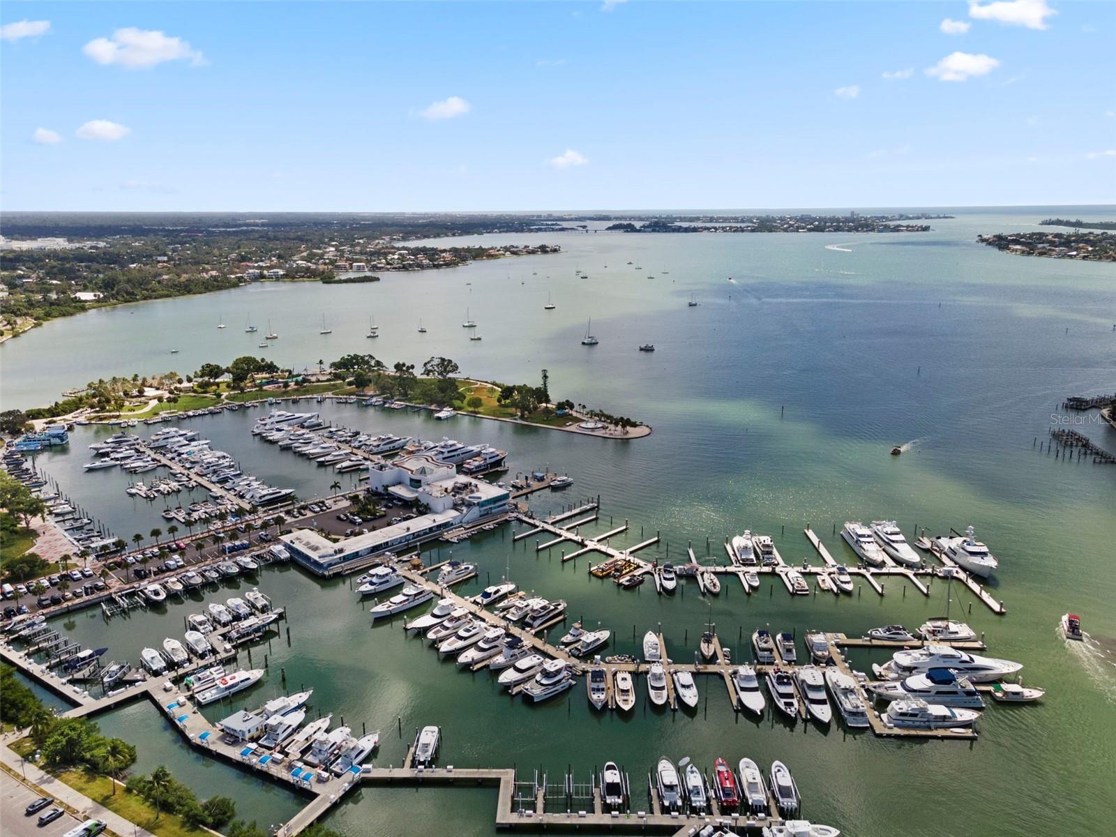 1111 N GULFSTREAM AVE #6B